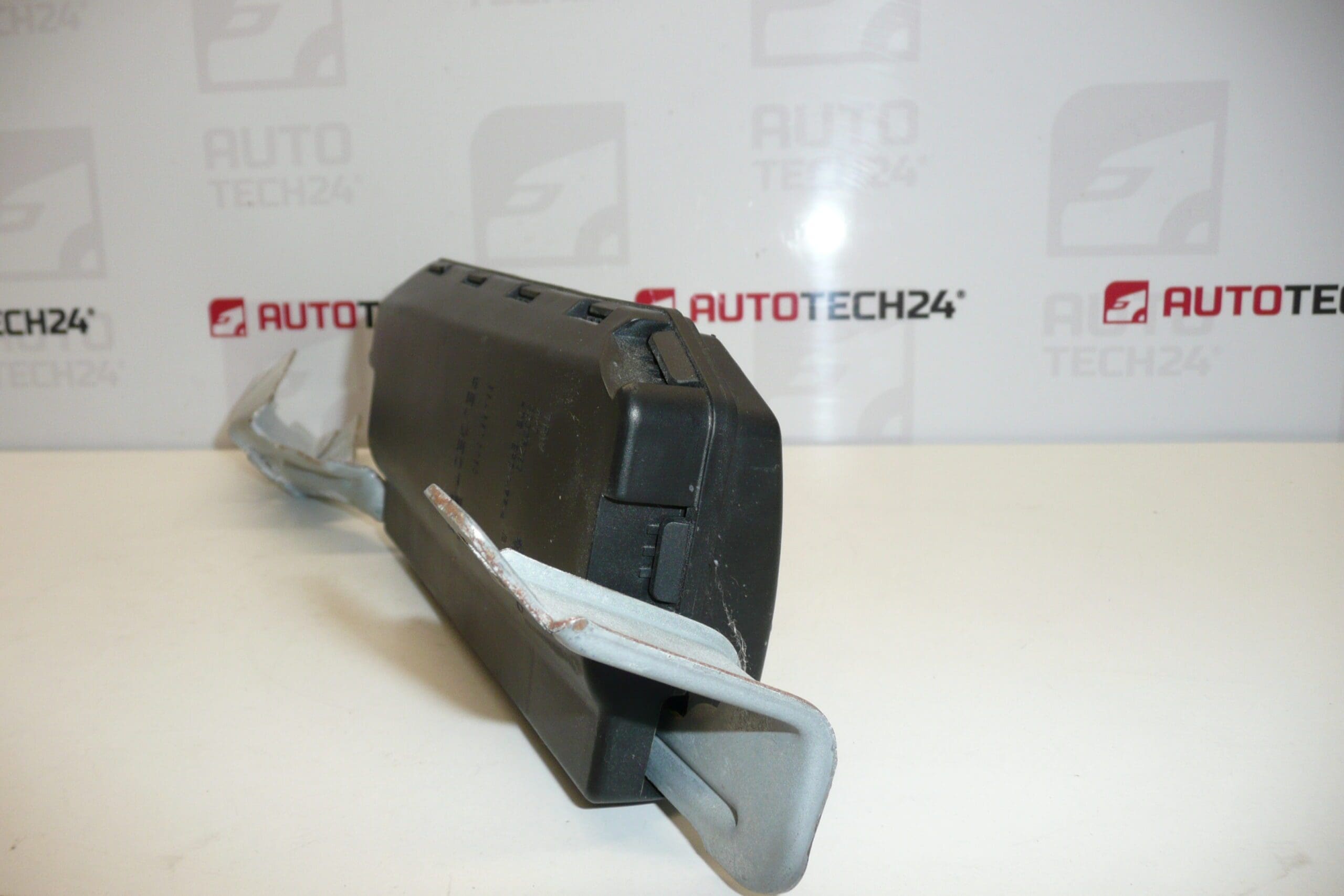Airbag do banco traseiro direito Peugeot 607 9655090580 01 8216HL