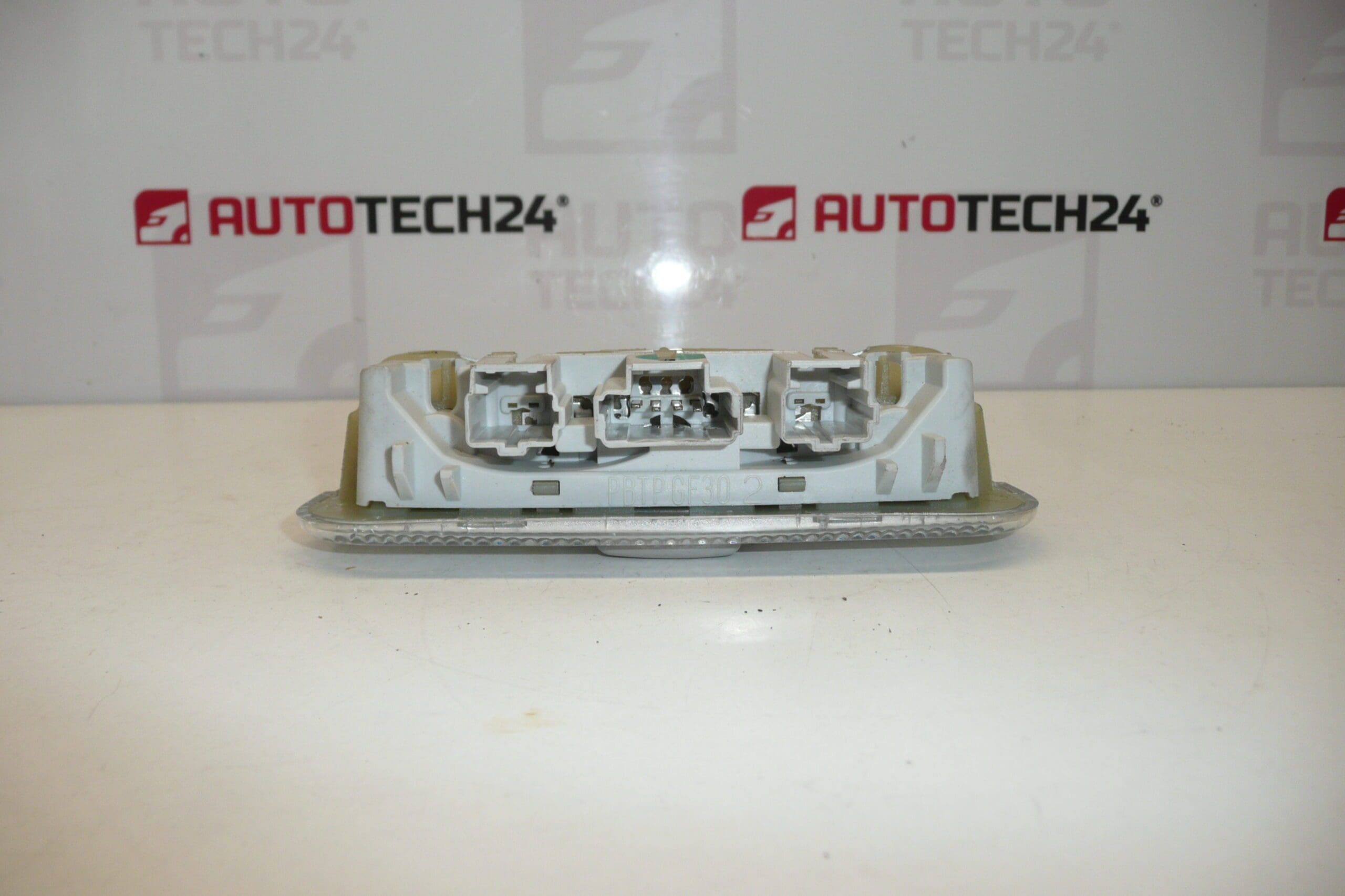 Iluminação interior Citroën Peugeot 6362N4