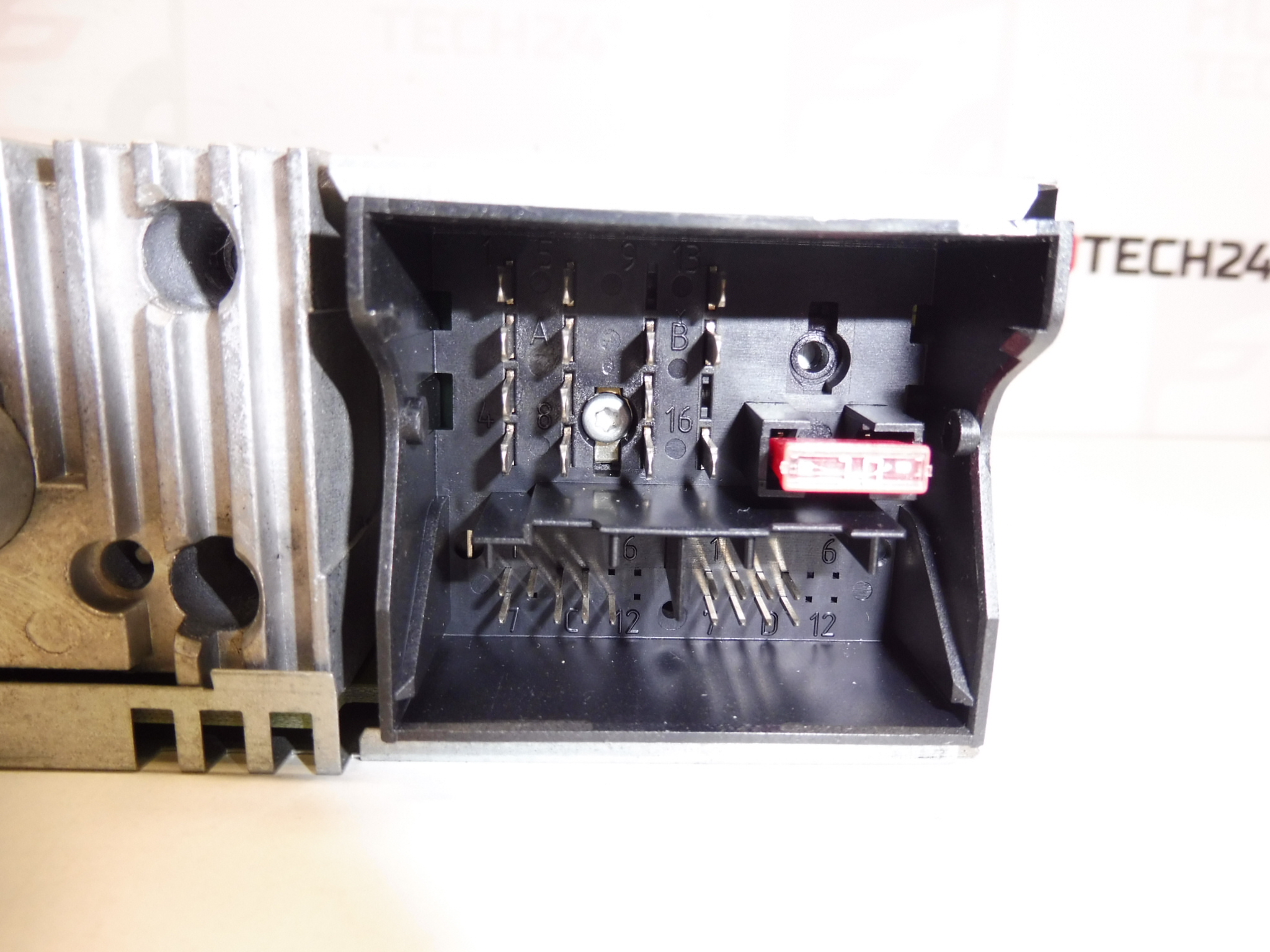 Auto-rádio CD Citroën Peugeot 9660646877