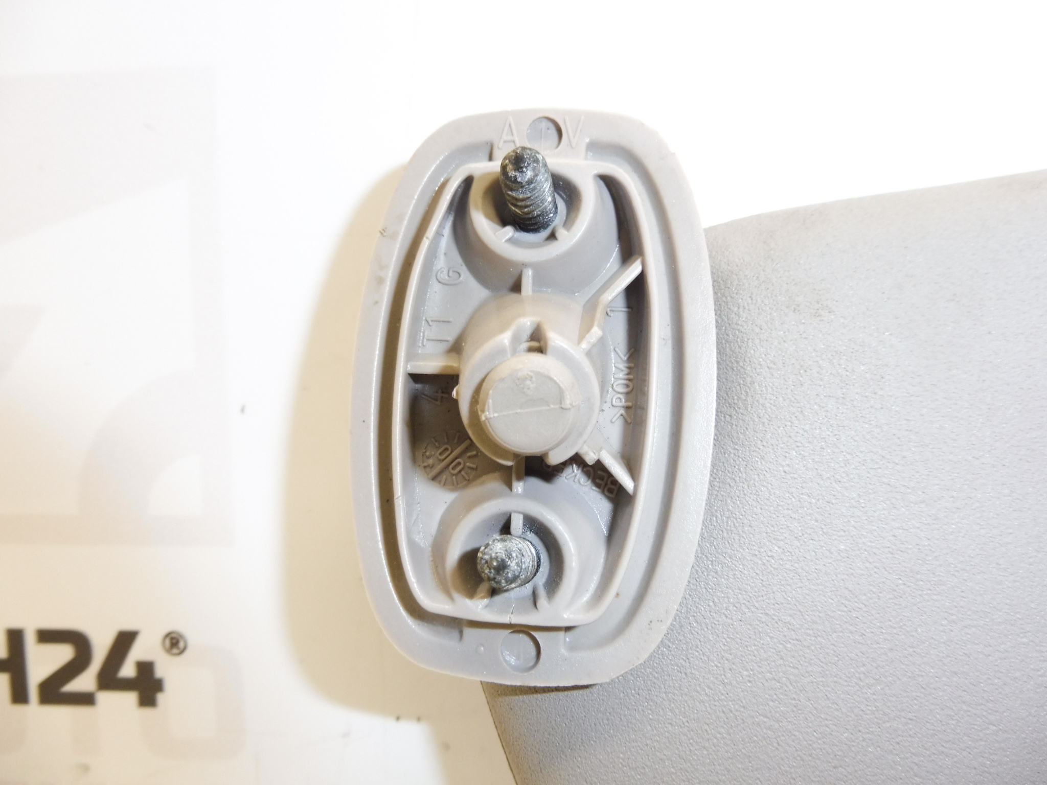 Pala de sol esquerda Citroën Peugeot 8143EP