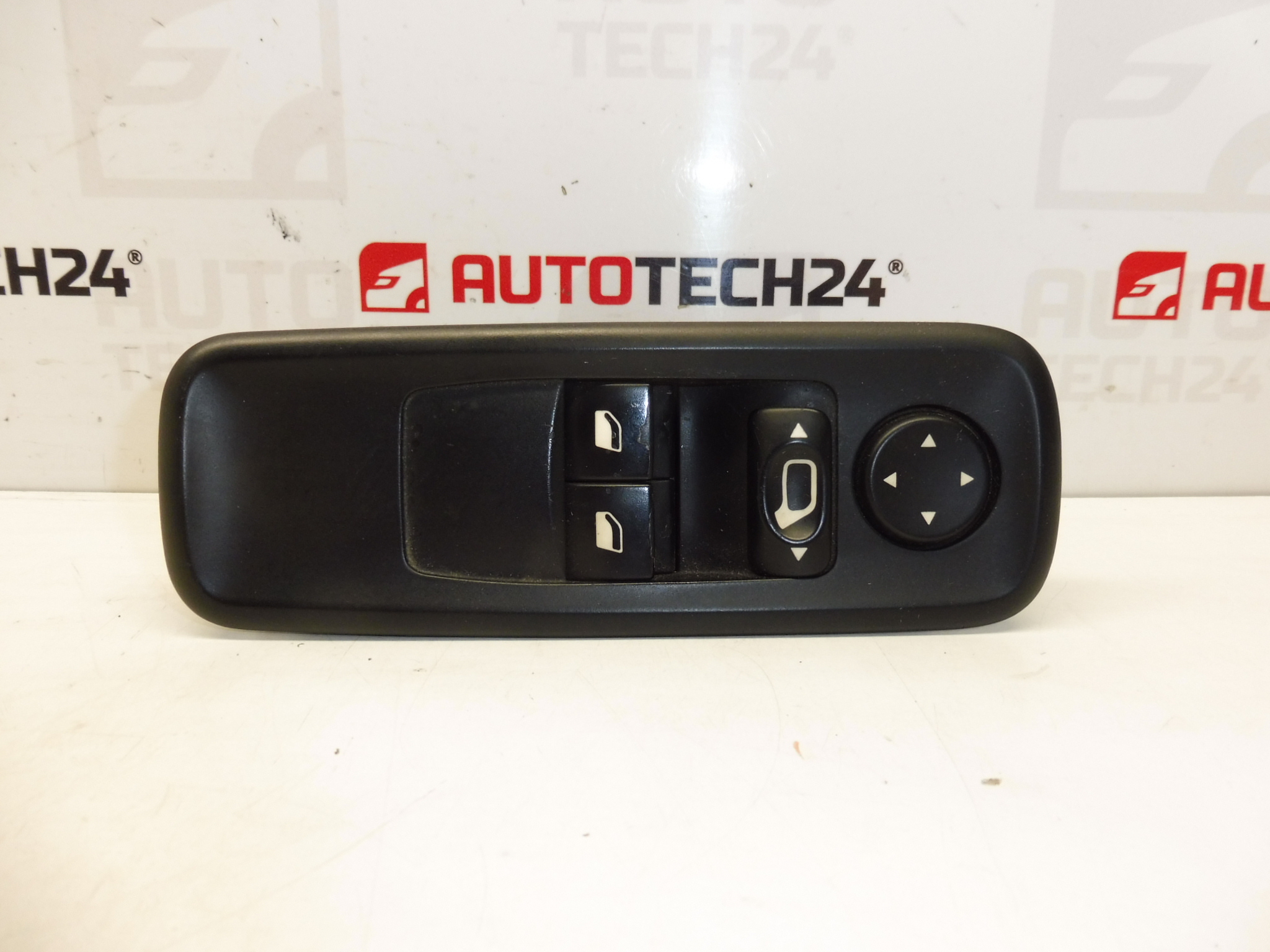 Motorista Citroën C8 Peugeot 807 14996350XT 6554RV