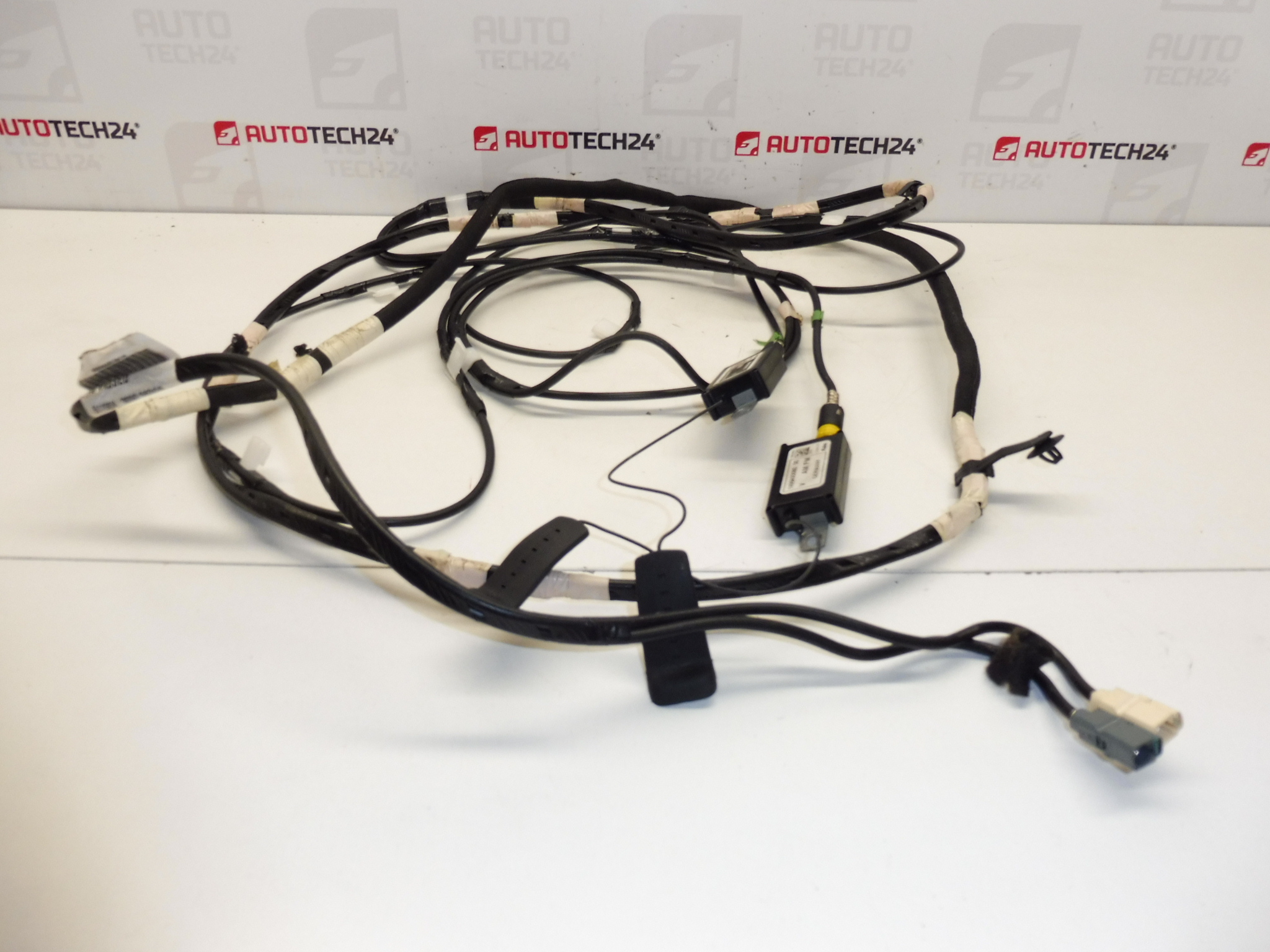 Adaptadores de impedância de linha de antena Citroen Peugeot 1401099880 1499494080 1499493080