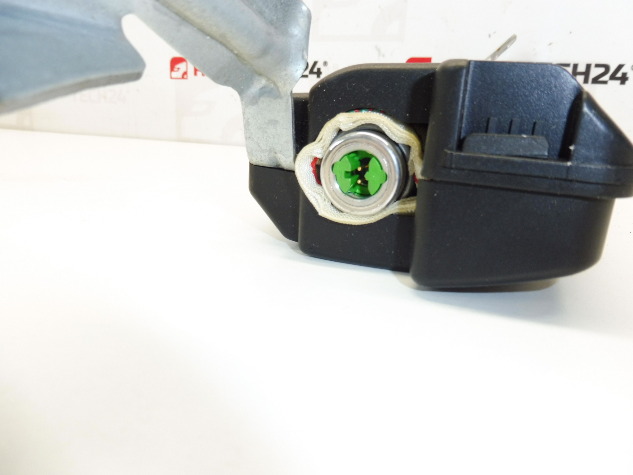 Airbag traseiro esquerdo Peugeot 607 96648622980 8216Z6