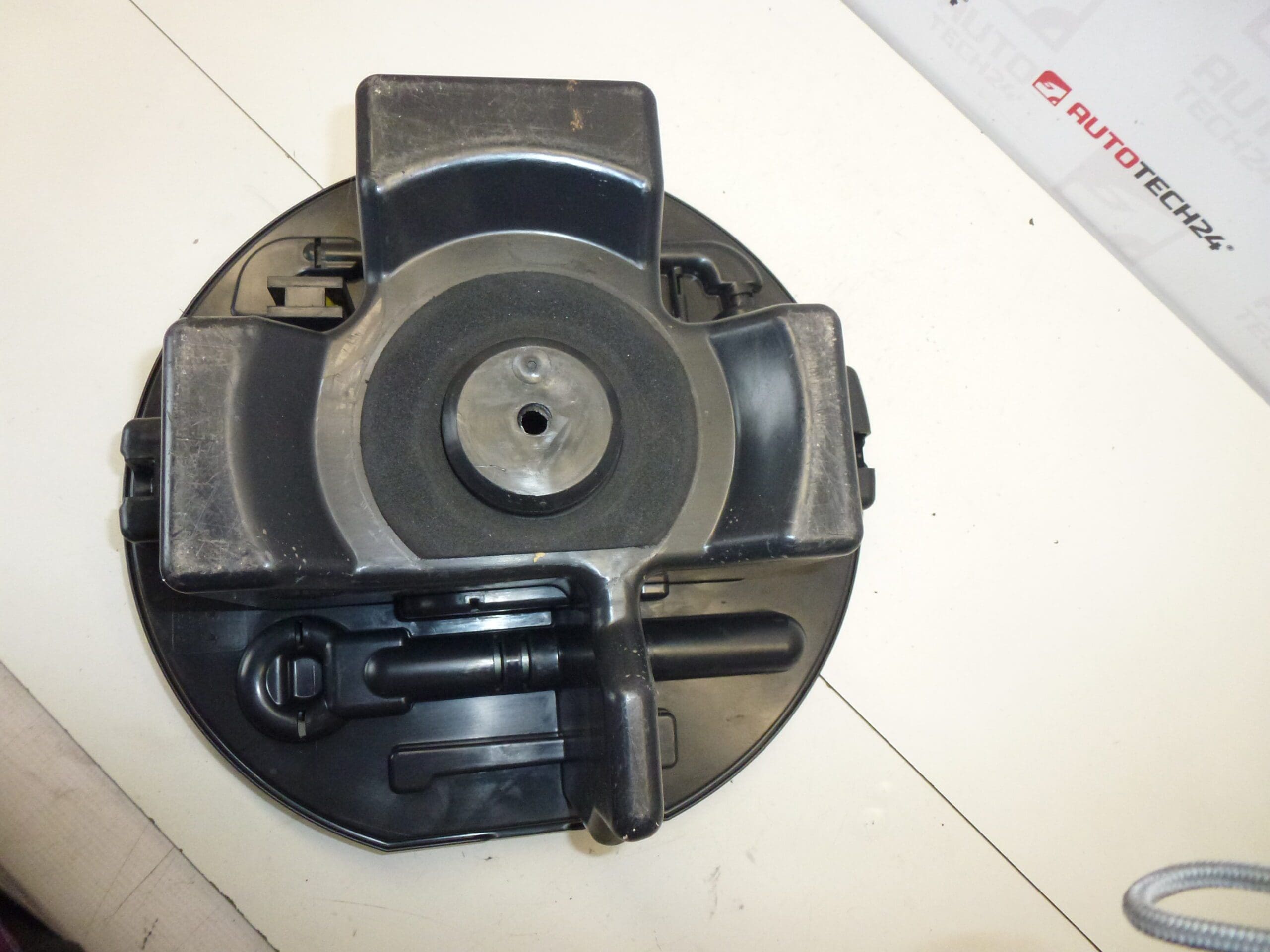 Ferramentas, alavanca, chave, olhal de reboque Citroën C4