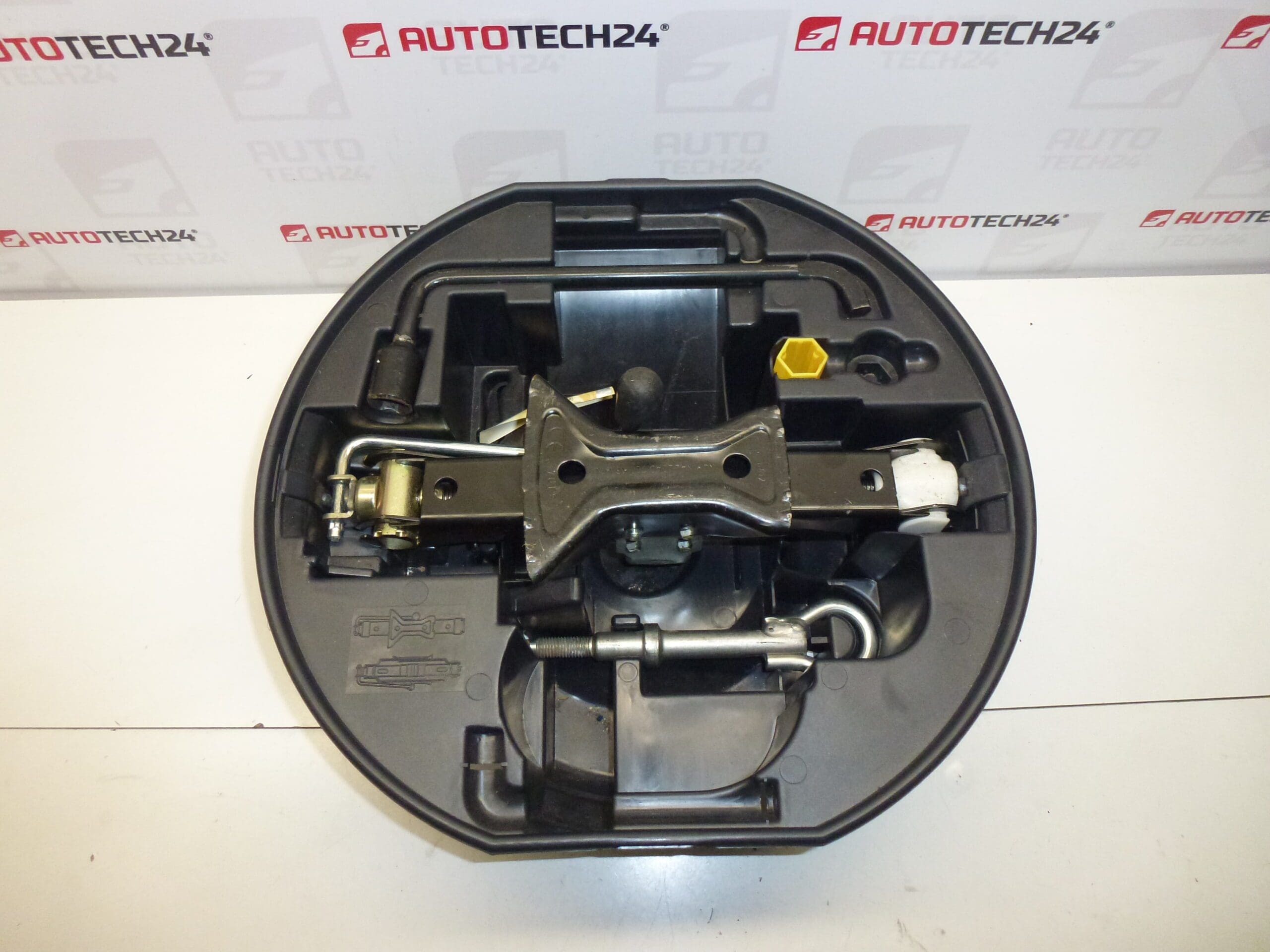 Ferramentas, alavanca, chave, olhal de reboque Citroën C3