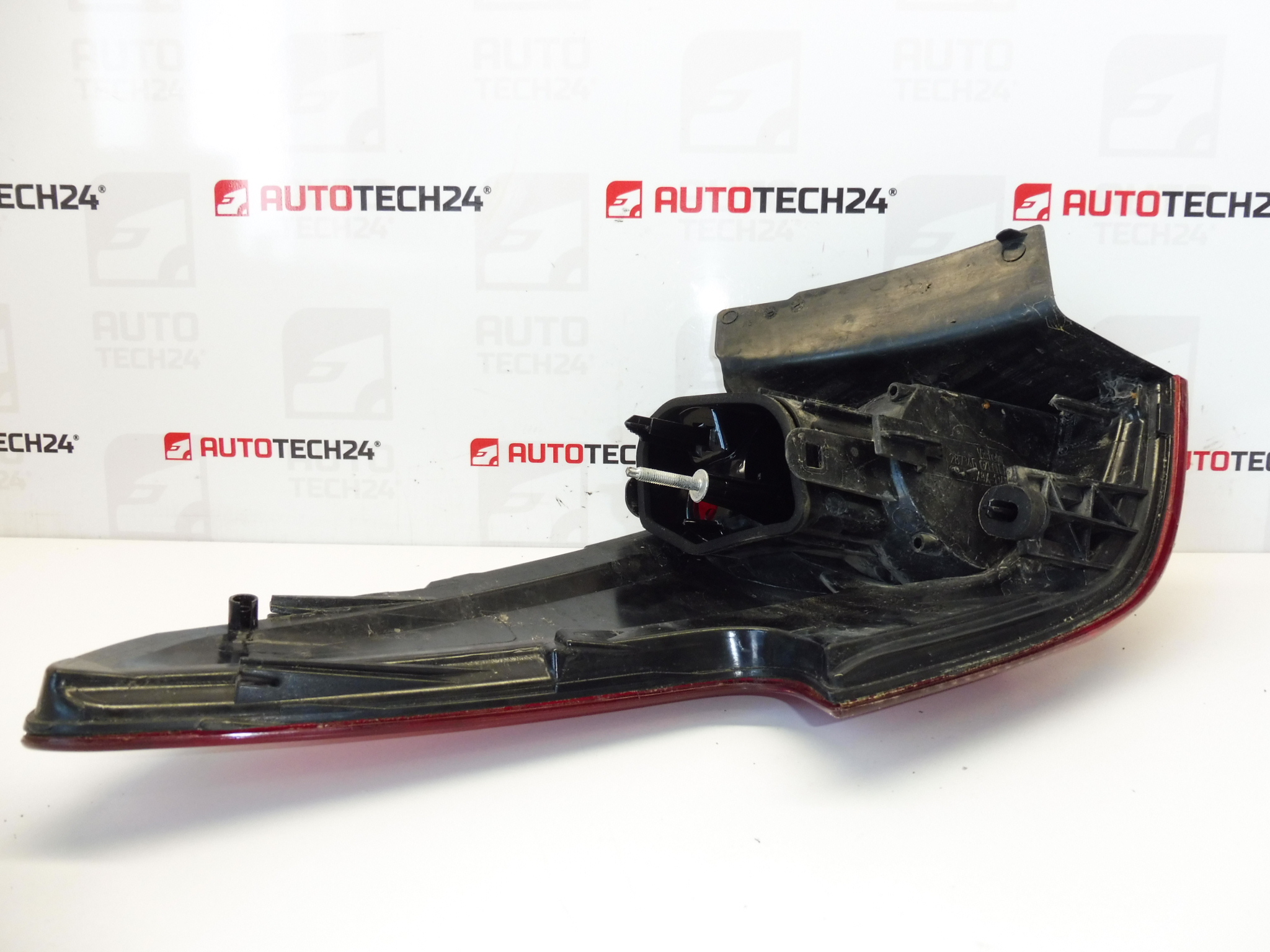 Farolim traseiro direito Citroën C5 X7 9675065680 6351LV