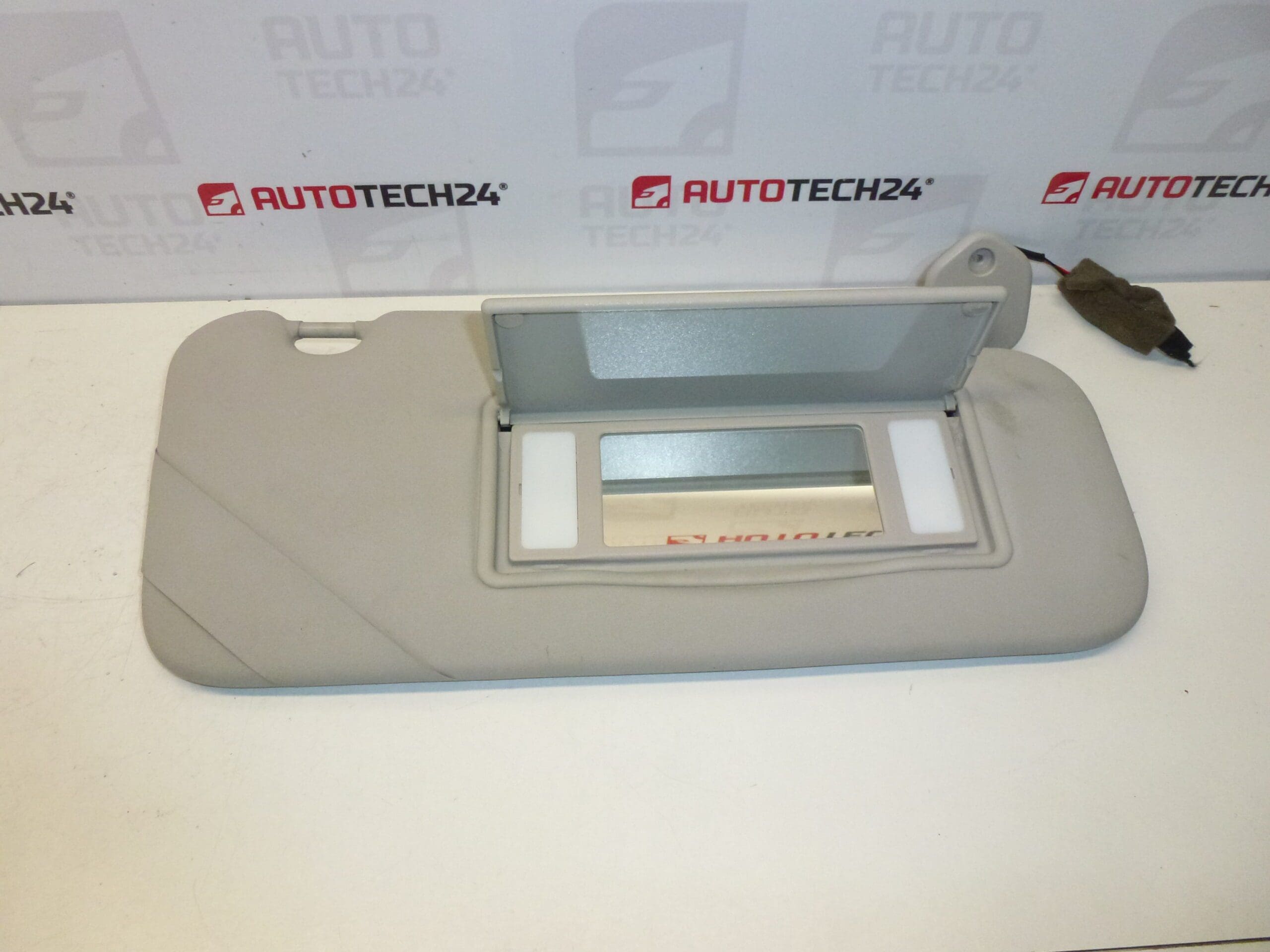 Para-sol Citroën C5 I II direito 8143NQ