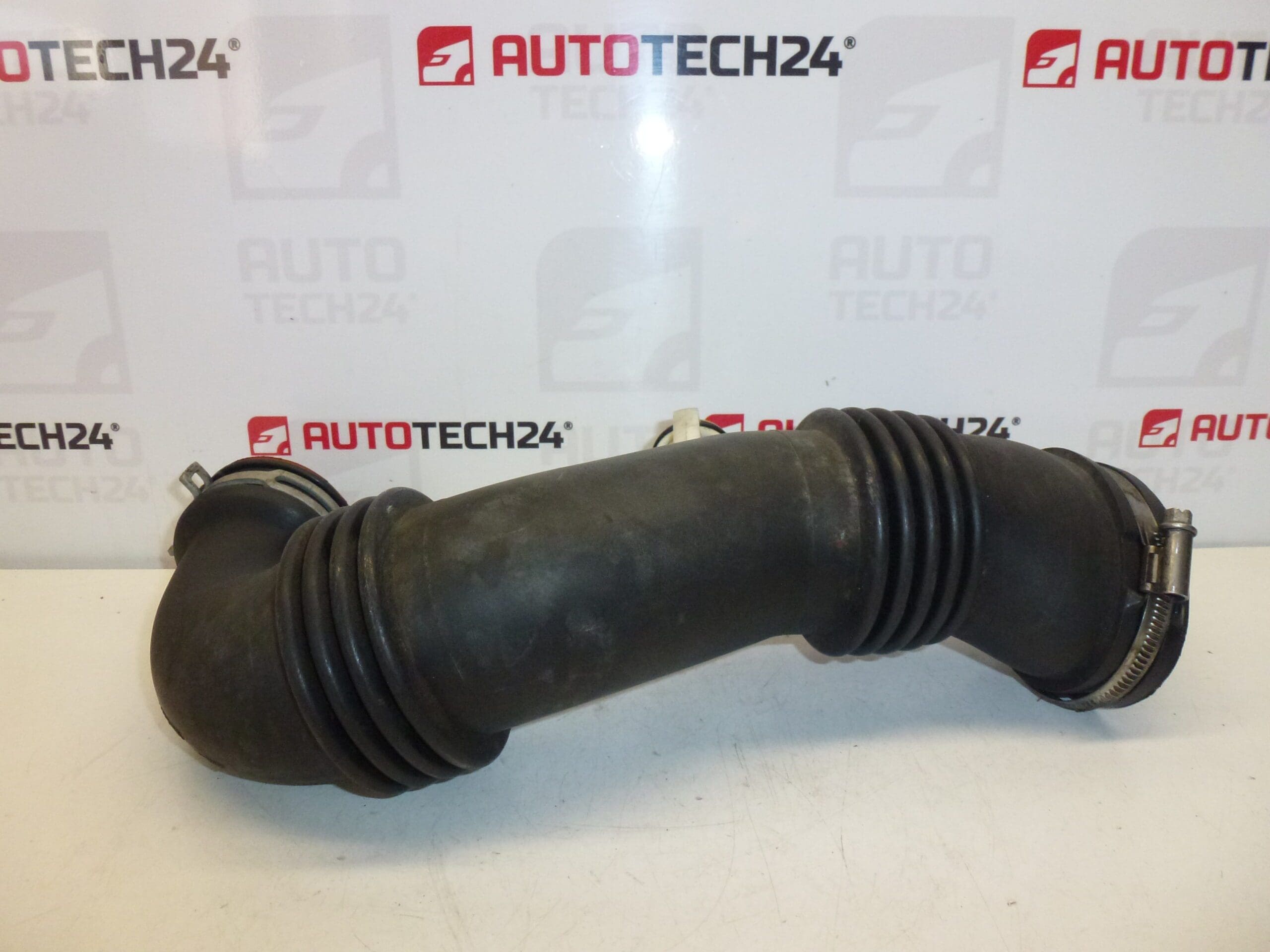 Mangueira turbo 1.6 HDI Citroën Peugeot 9687883780 9656953680