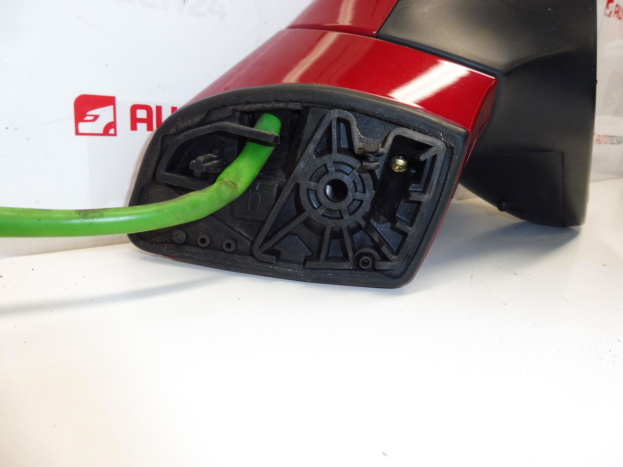 Retrovisor direito Peugeot 308 LKRD 8153NC