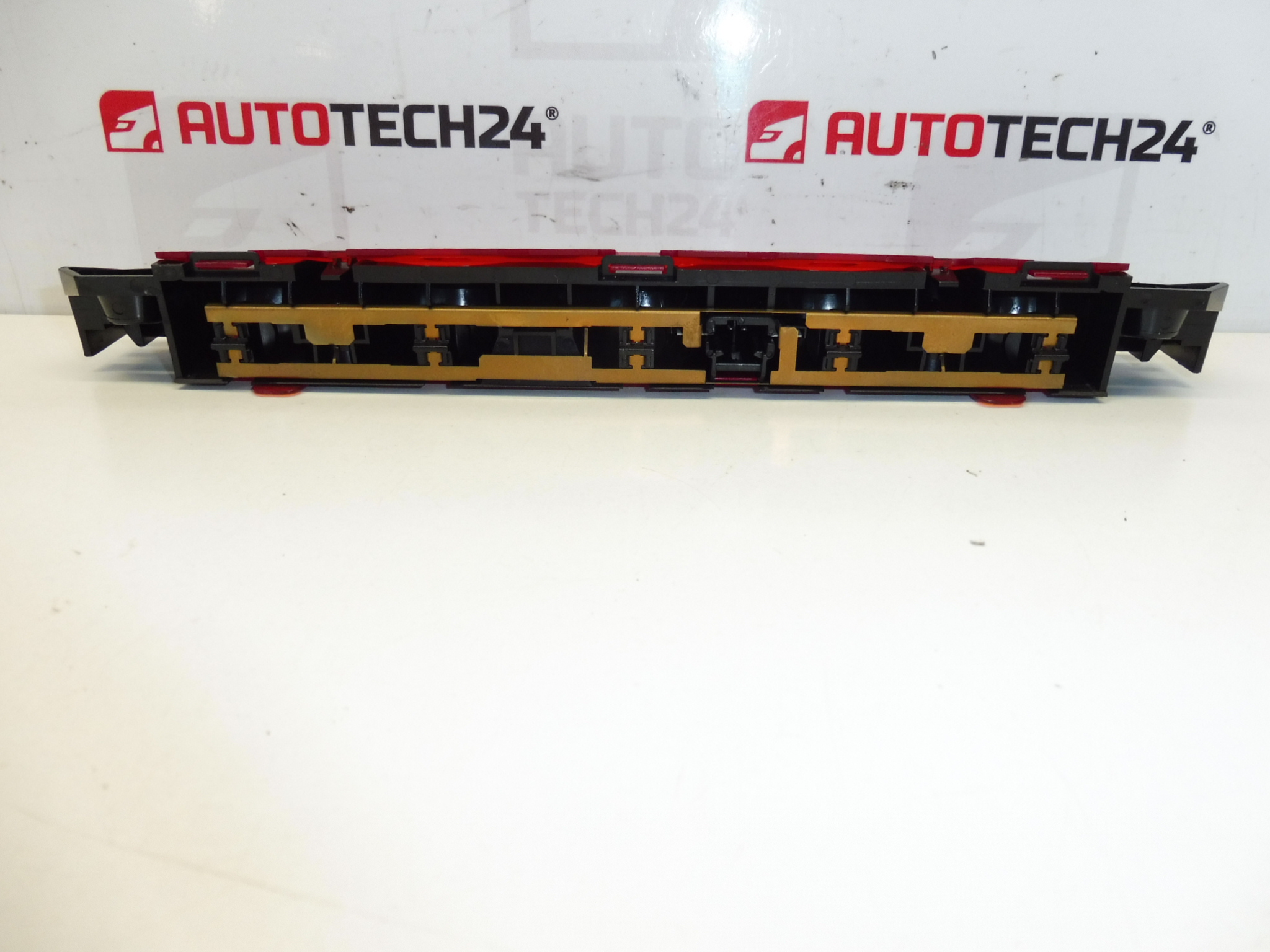 Terceira luz de freio Peugeot 407 sedan 6351S9