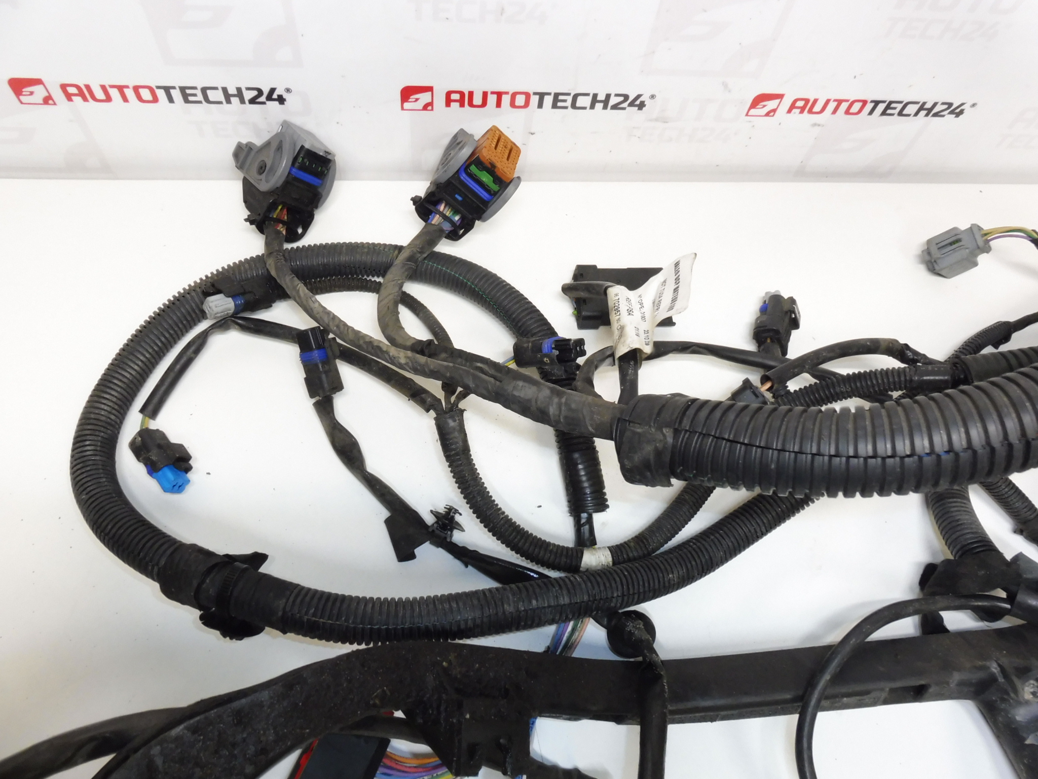 Chicote do motor Peugeot Citroen 1.4i 9670295780 9660900080 658581