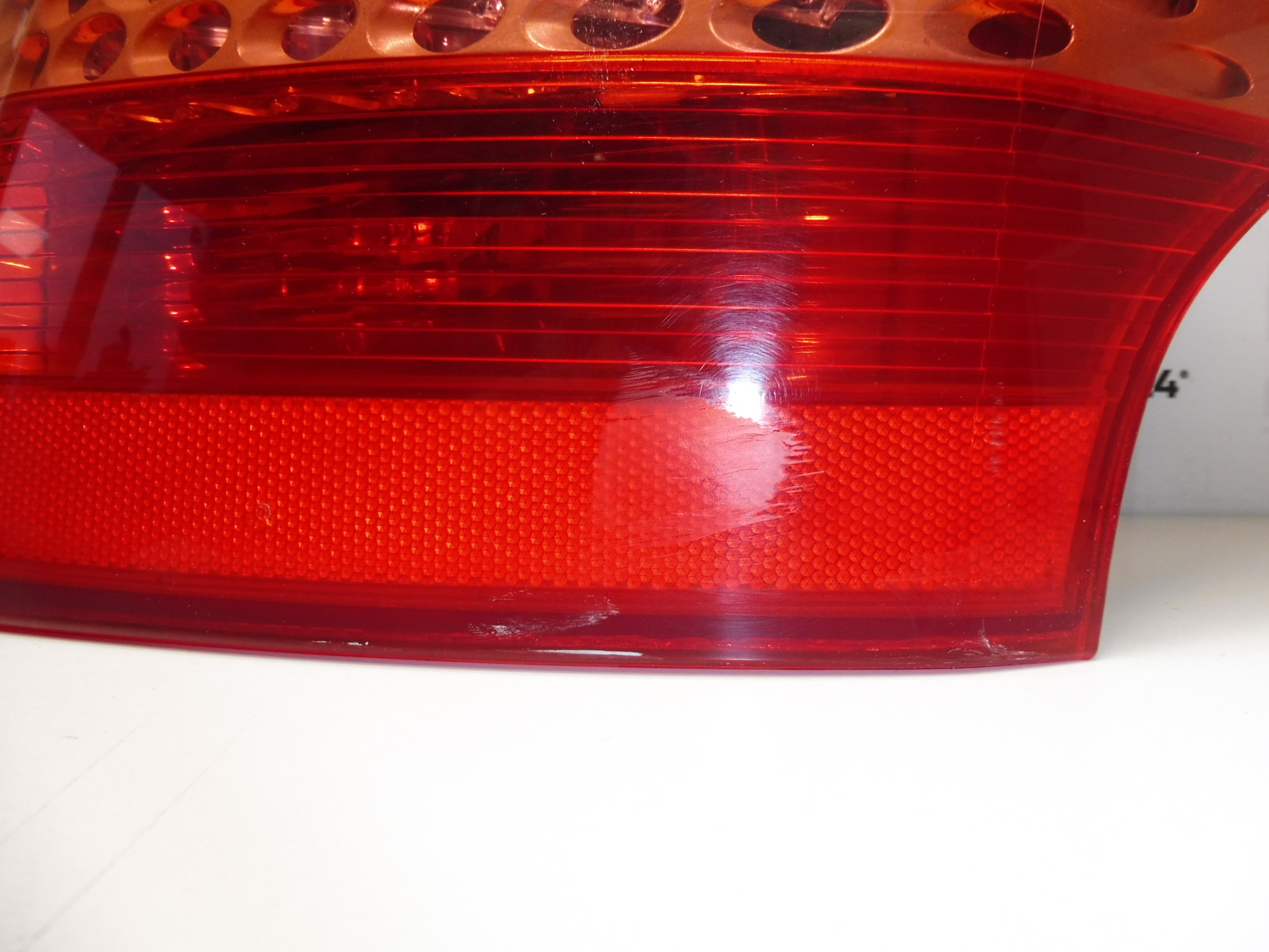 Luz traseira direita Peugeot 407 SW 9683275180 6351FR