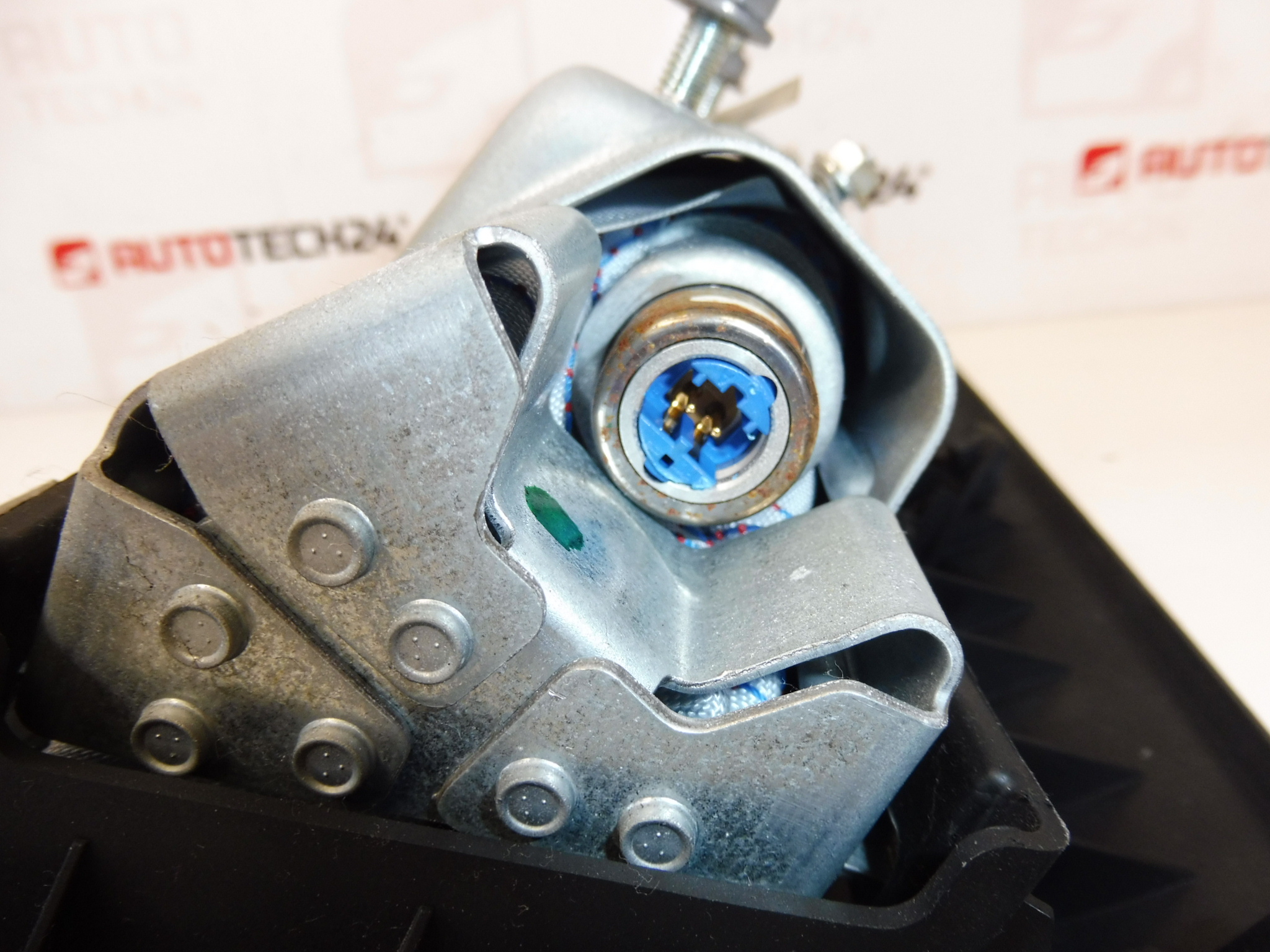 Airbag de joelho Citroën C4 Picasso 96600568ZD 8216NW