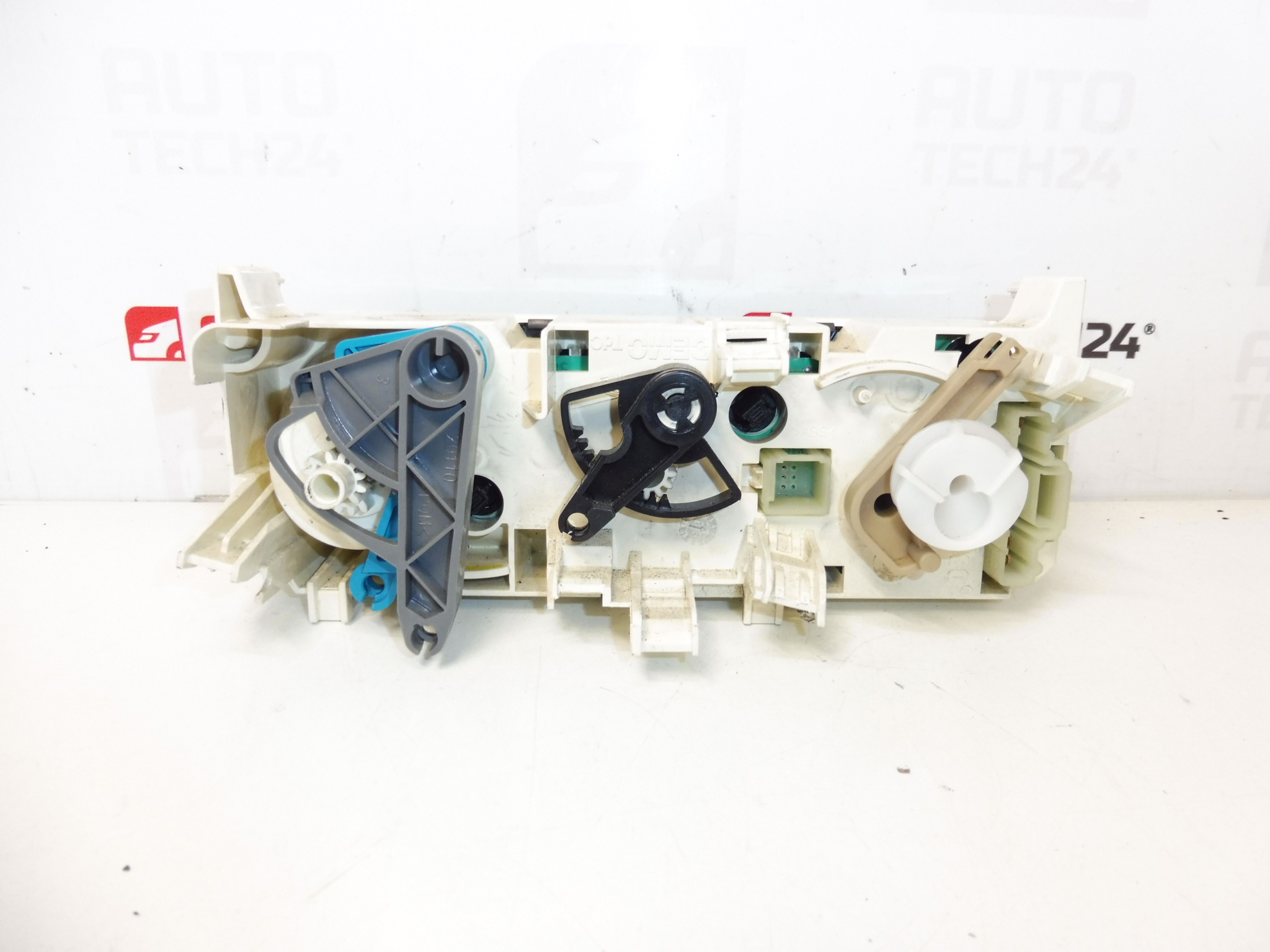 Controle de aquecedor Citroën Berlingo Peugeot Partner 030808E 6451NL