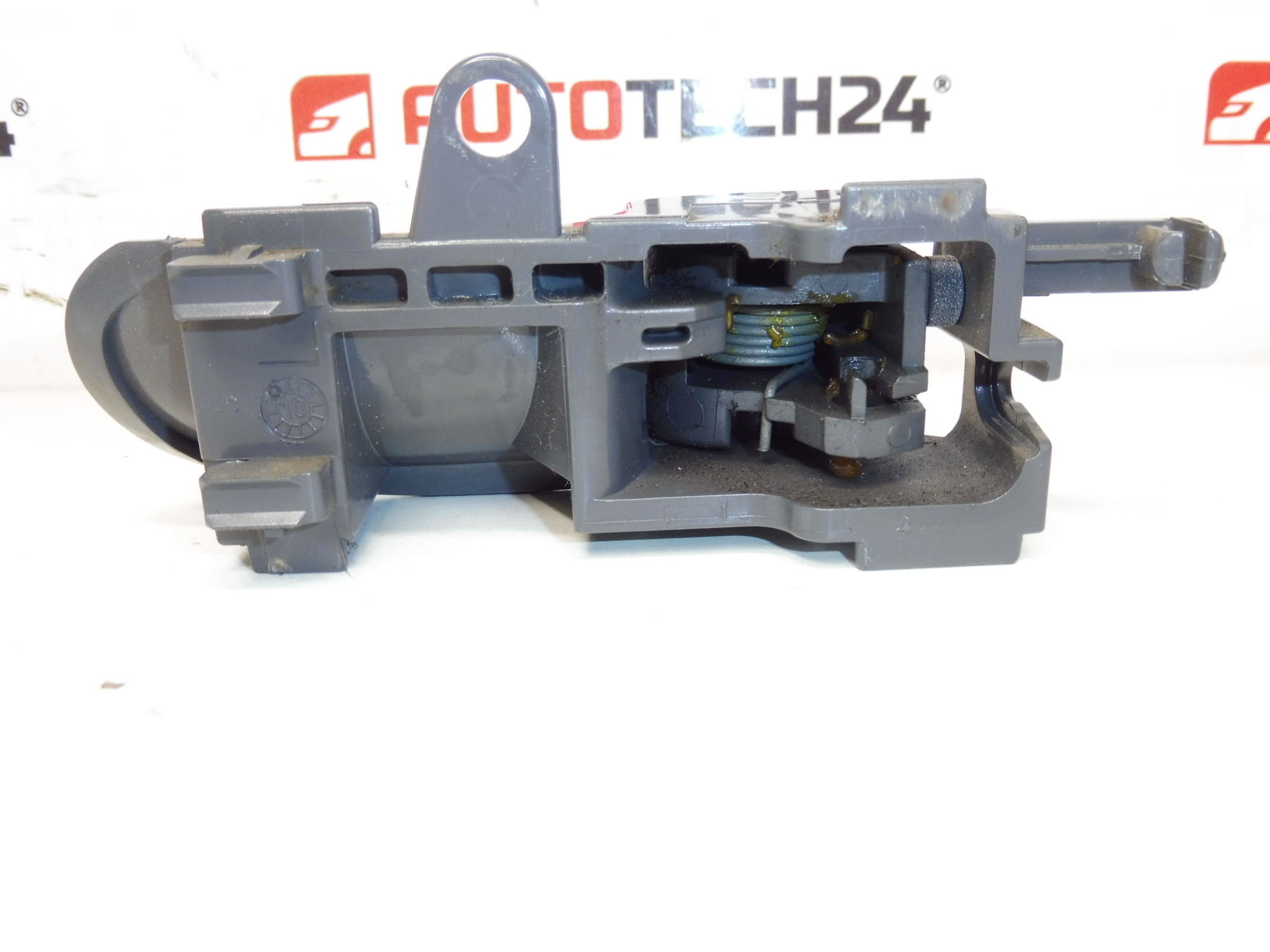 Manivela interna esquerda Citroën C1 Peugeot 107 1608475980