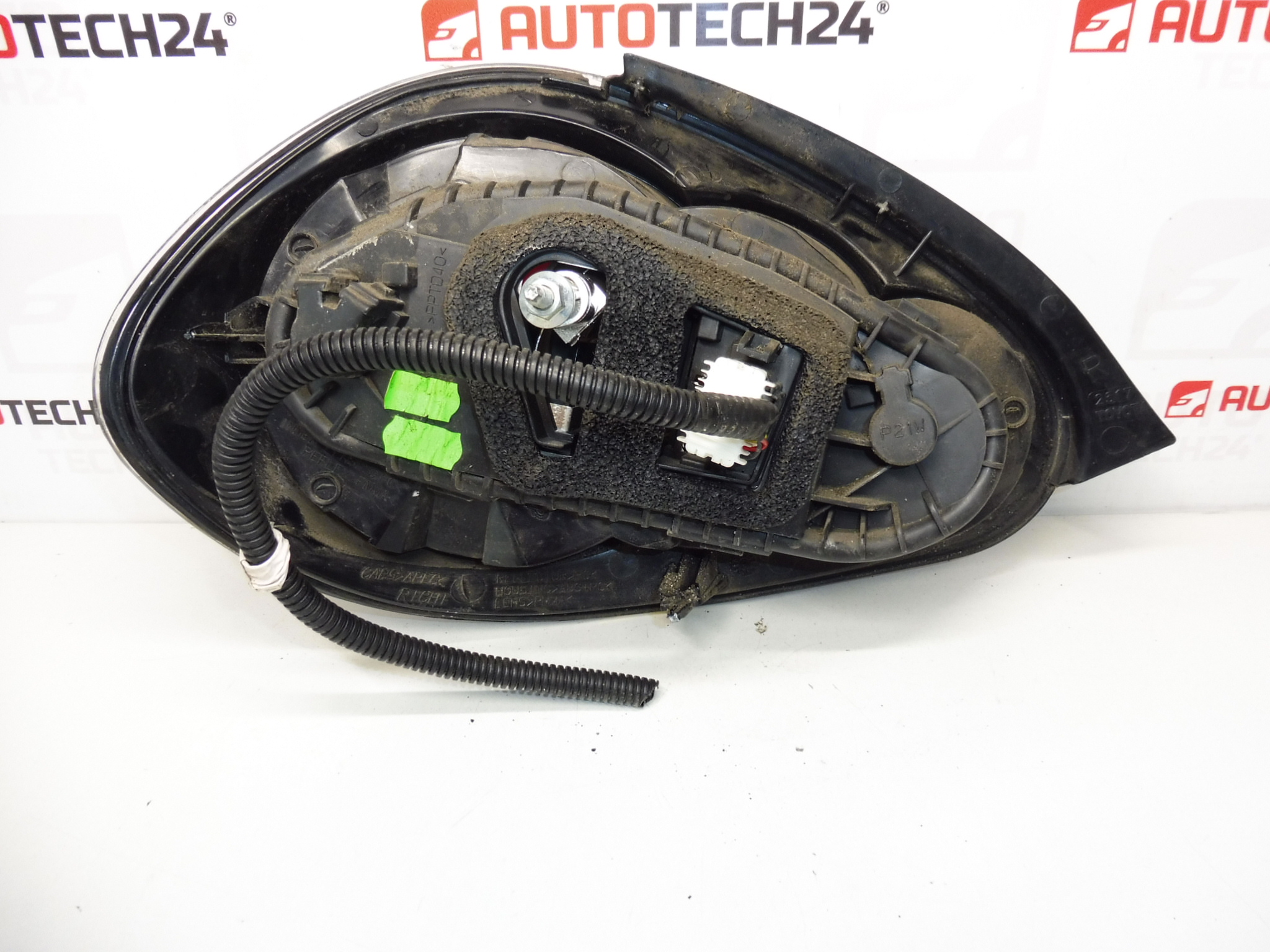 Luz traseira direita TOYOTA AYGO 2012 81550-0H071