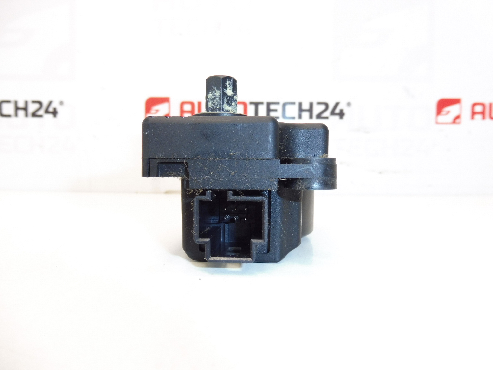 Servo aquecedor Citroën Peugeot BEHR EAD511 H1961 Ua 2