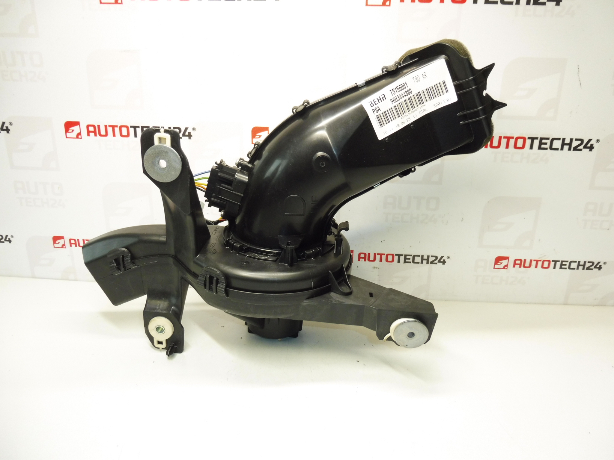 Ventilador do aquecedor direito Peugeot 3008 5008 9683444380 T5156001 6441CW