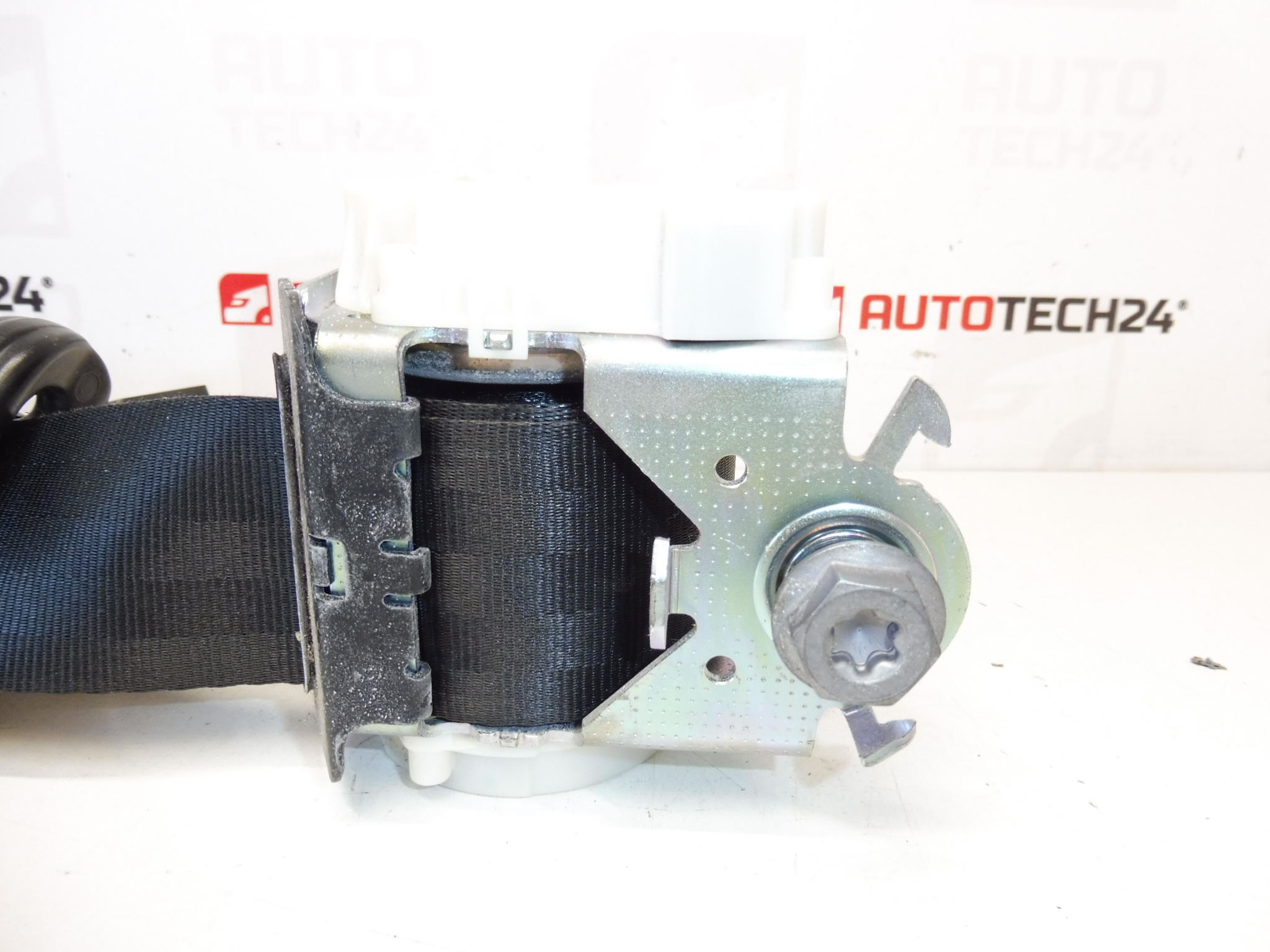 Cinto de segurança traseiro direito Peugeot 5008 34029945A 8975SJ