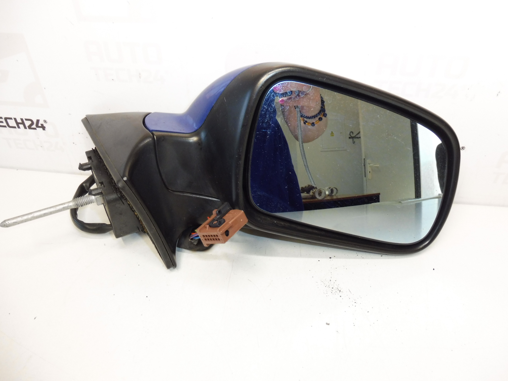 Espelho retrovisor direito KNND Peugeot 407 96457004XT 8149VC