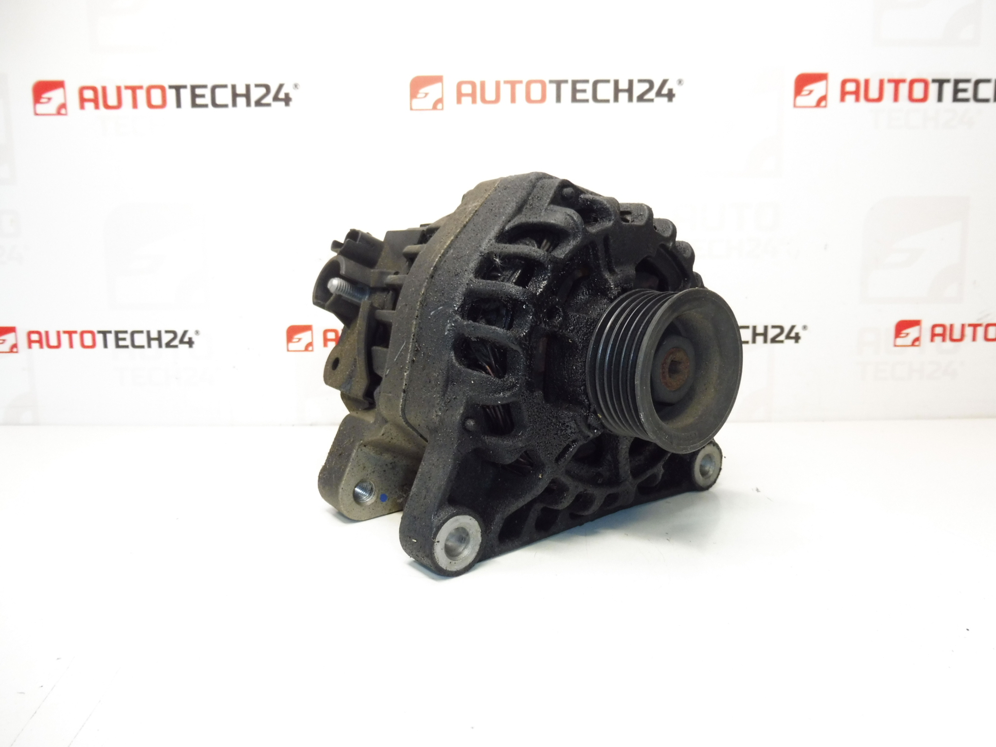 Alternador 1.1 1.4 1.6 Citroën Peugeot 9642879980