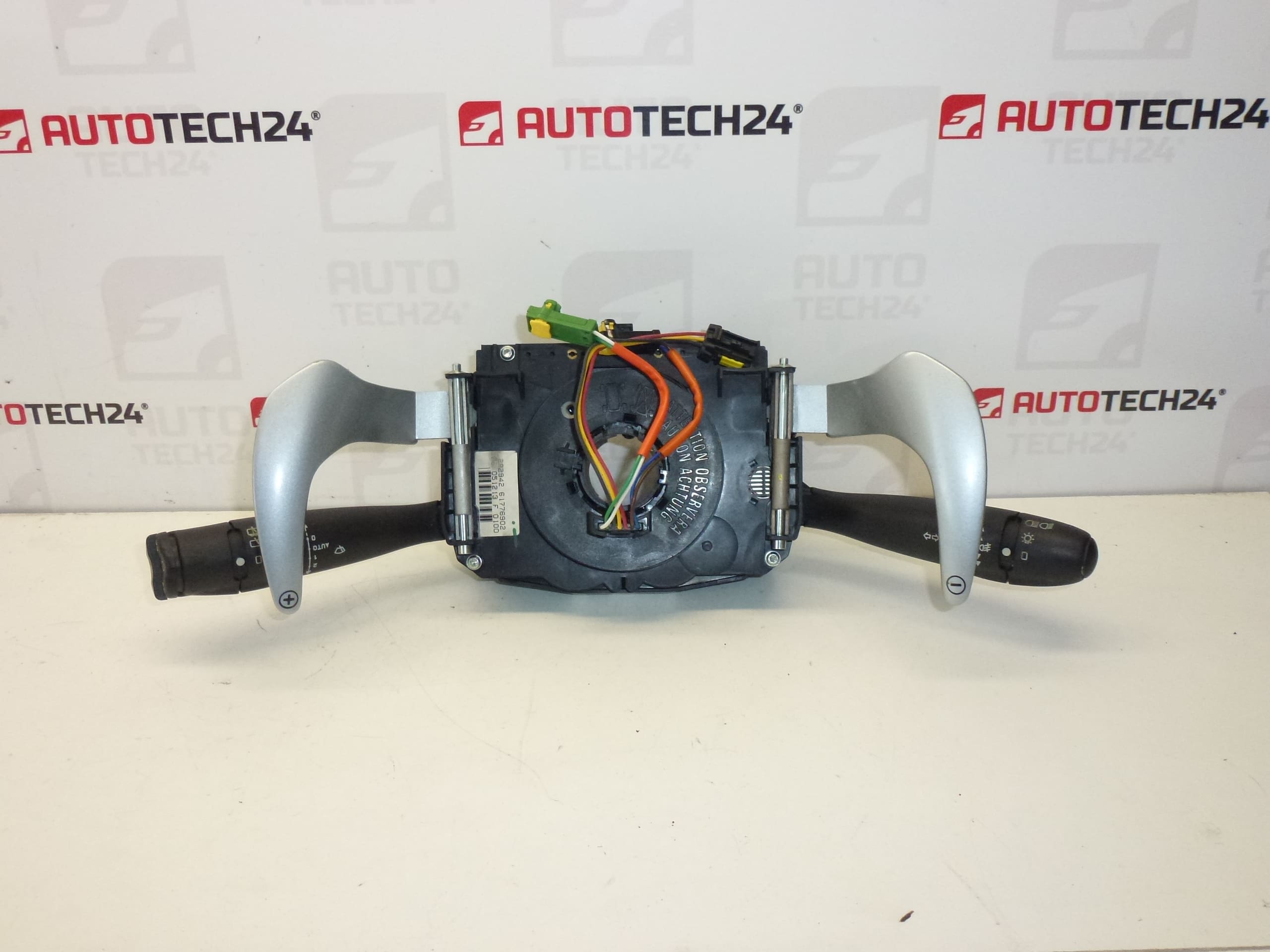 Comandos de alavanca Citroën C2 C3 96616083XT 6239HW