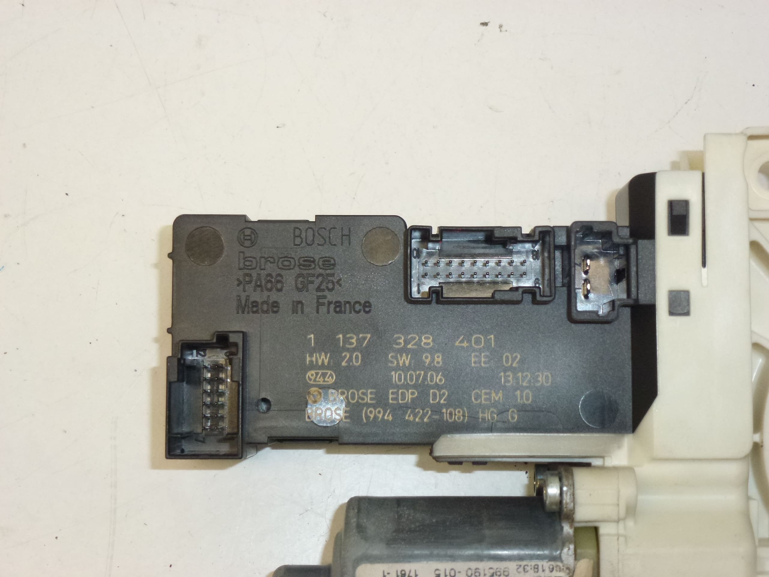 Motor de enrolamento da janela esquerda Peugeot 407 9663036680 9221Z1