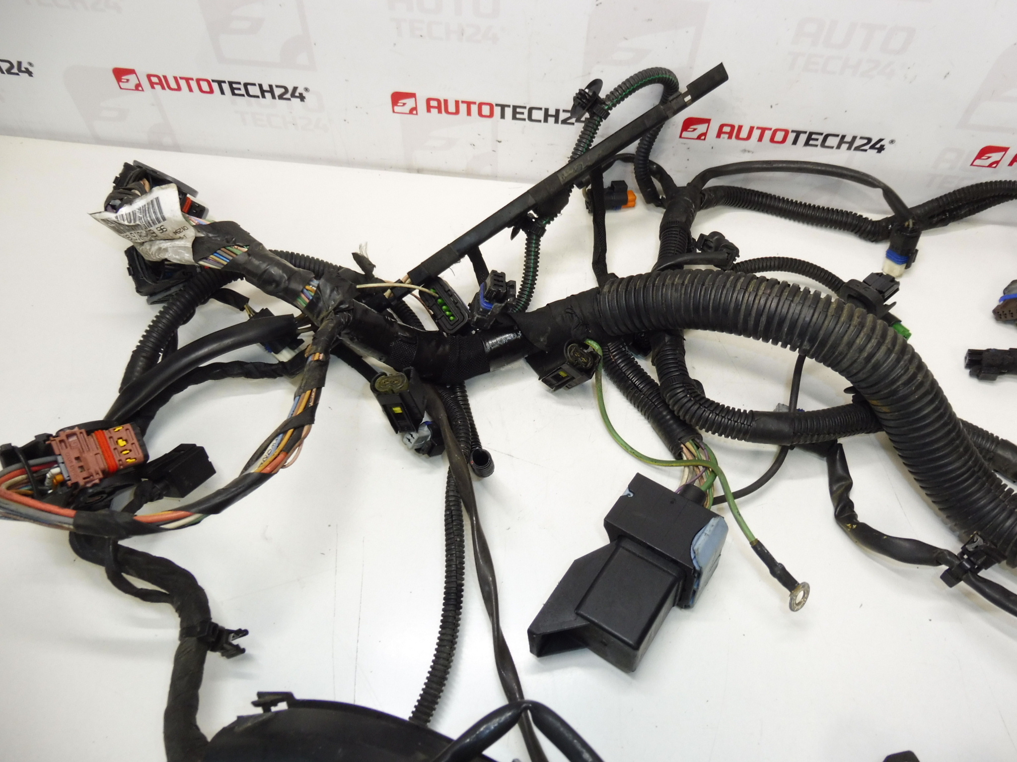 Chicote do motor Peugeot 307 2.0 HDI 9663581780 9663581680 6569FH