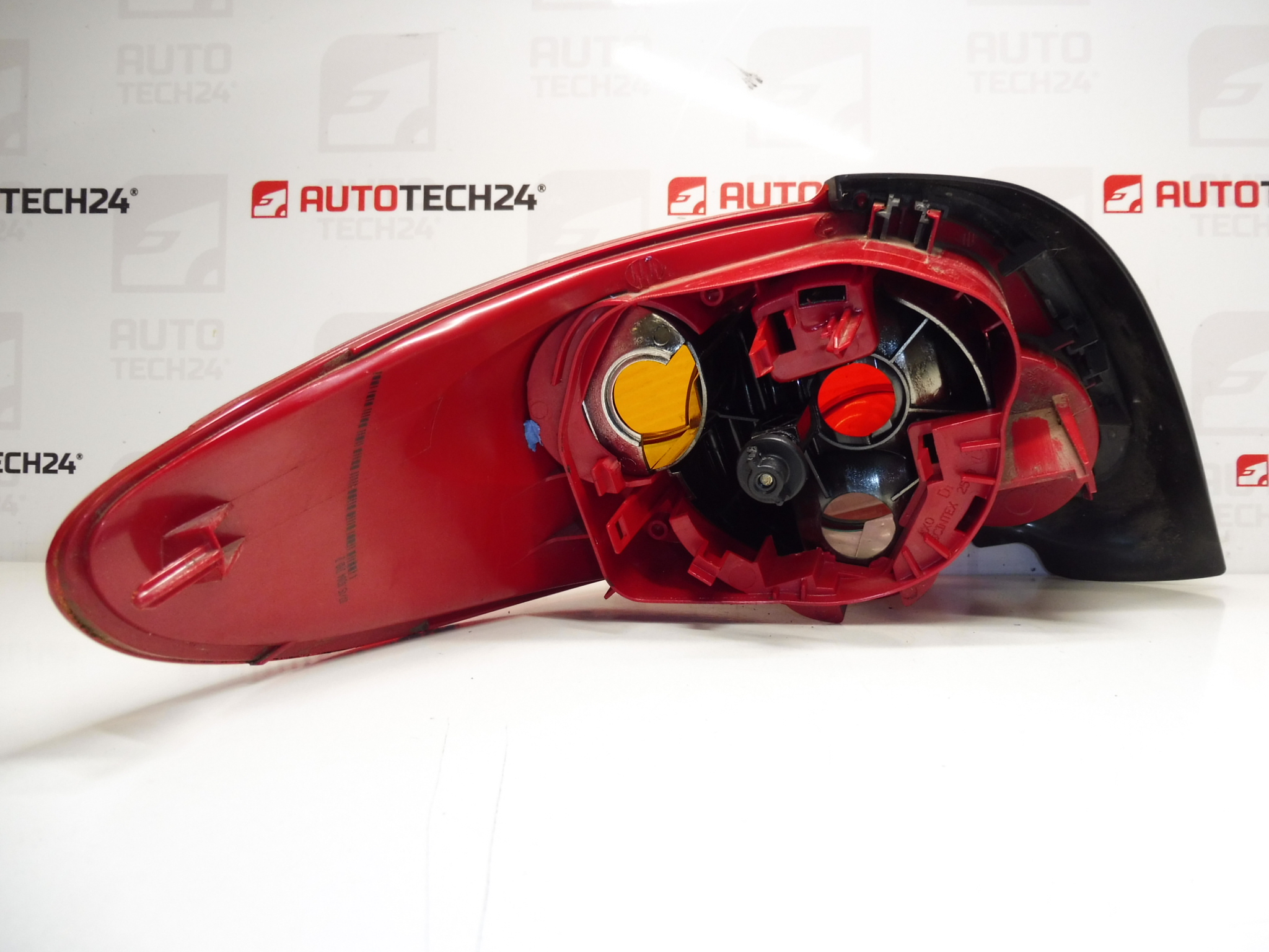 Luz traseira direita Peugeot 206 CC 6351S1