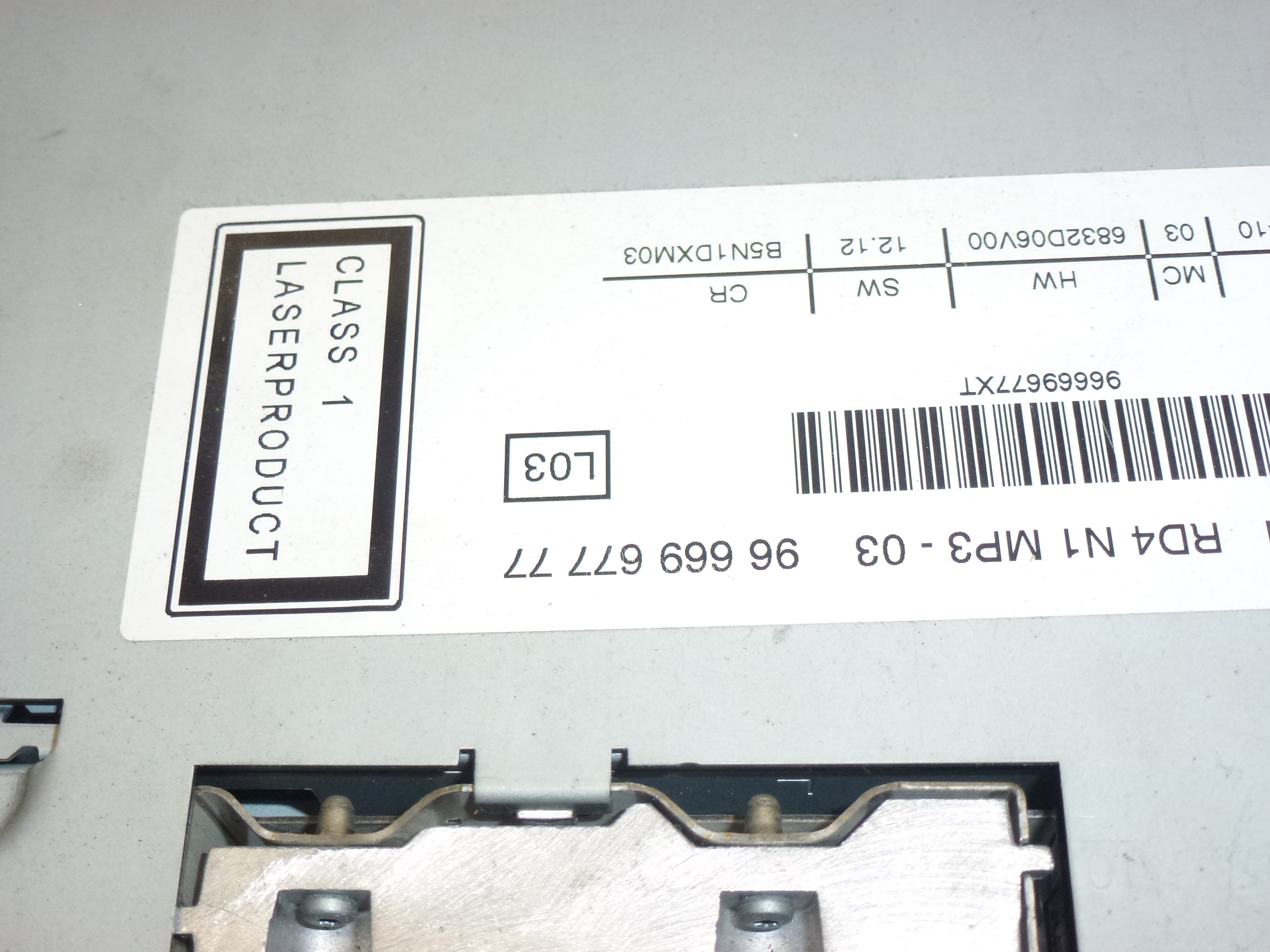 Auto-rádio com CD MP3 Citroën Peugeot 9666967777 6579FG