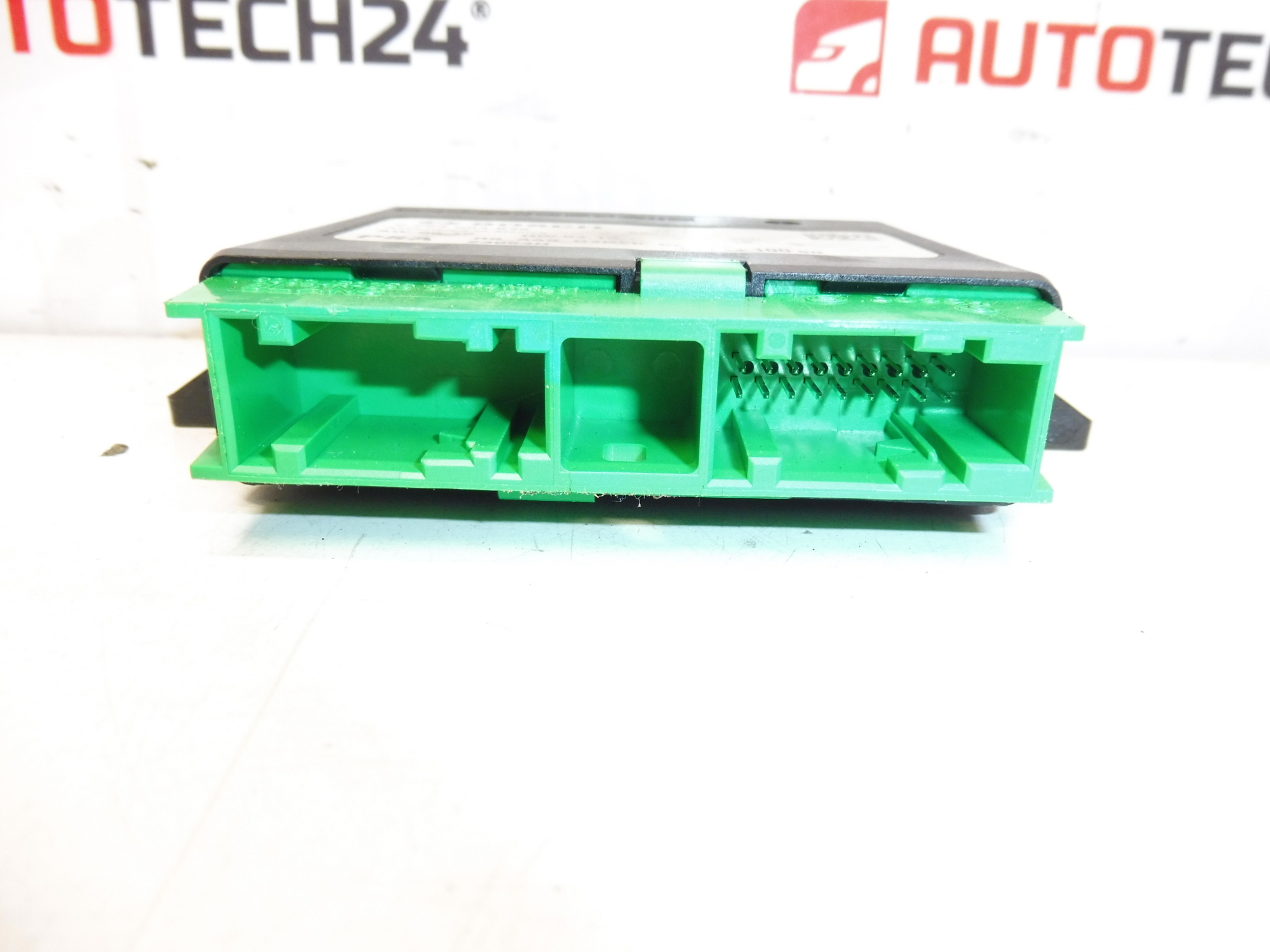 Unidade assistente de estacionamento Citroën Peugeot 0263004545 9800410080