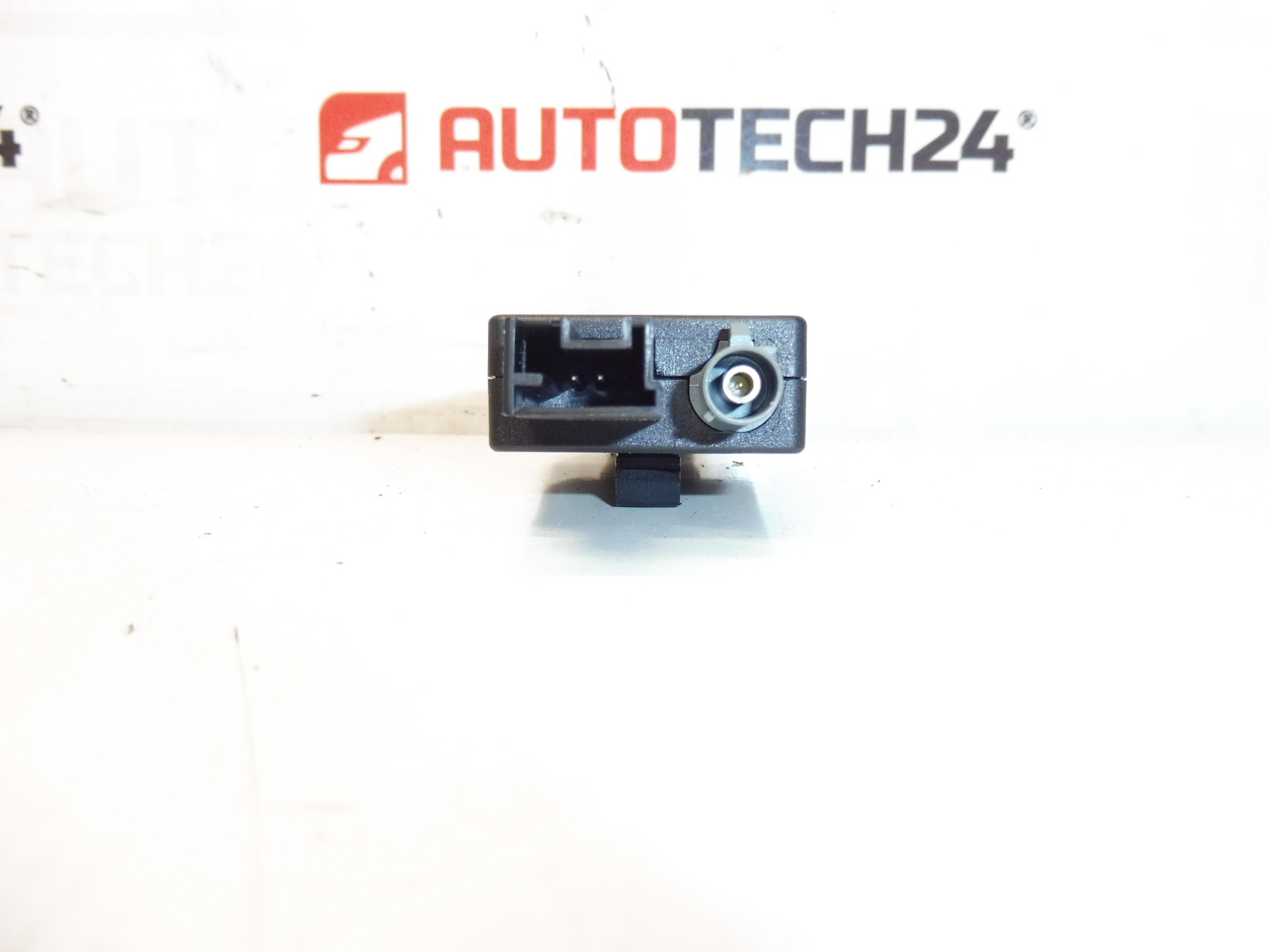 Adaptador de impedância Citroën C4 II B7 e DS4 9666030380 658777