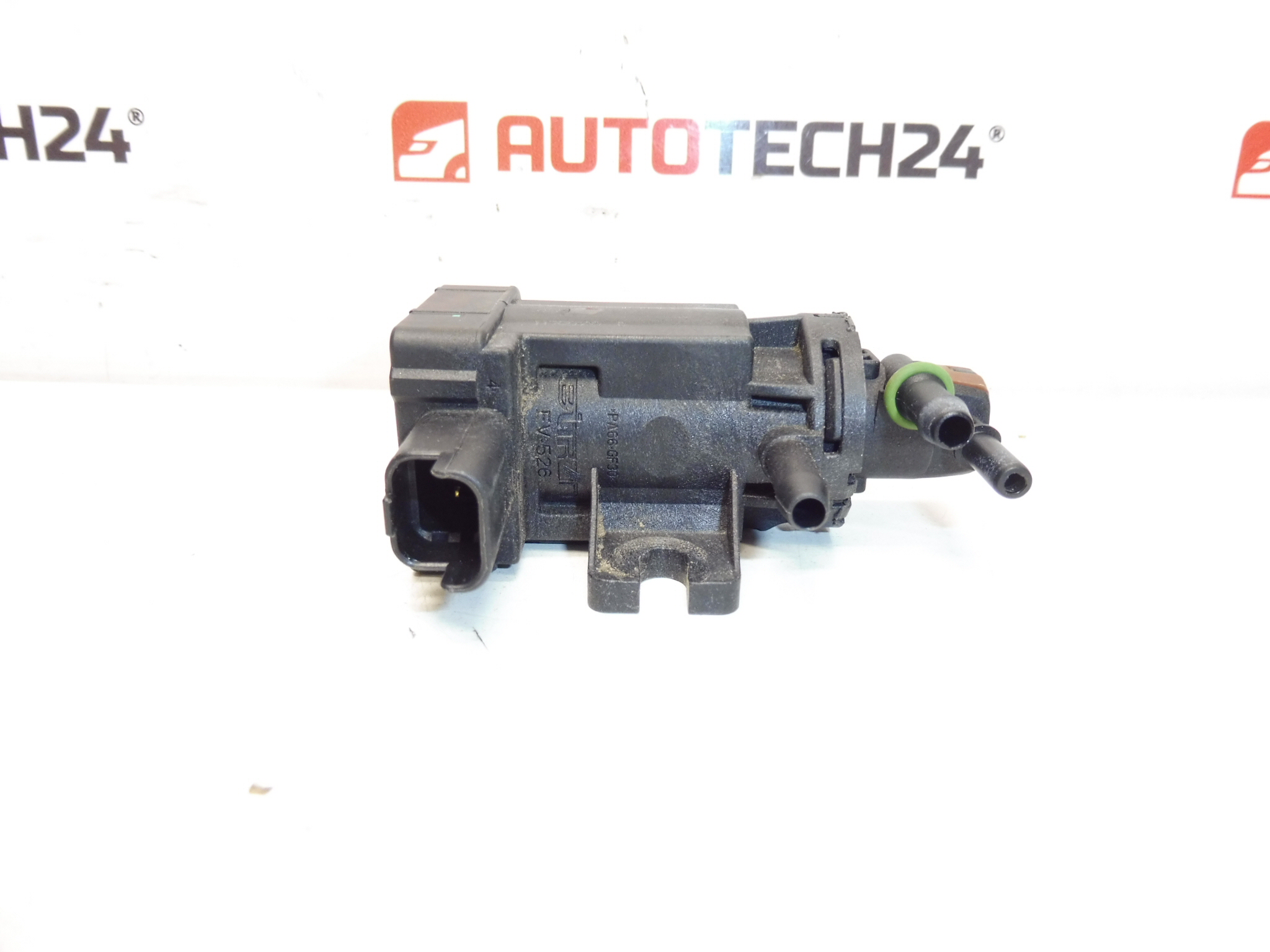 Válvula de vácuo Bitron Citroën Peugeot 9807396180