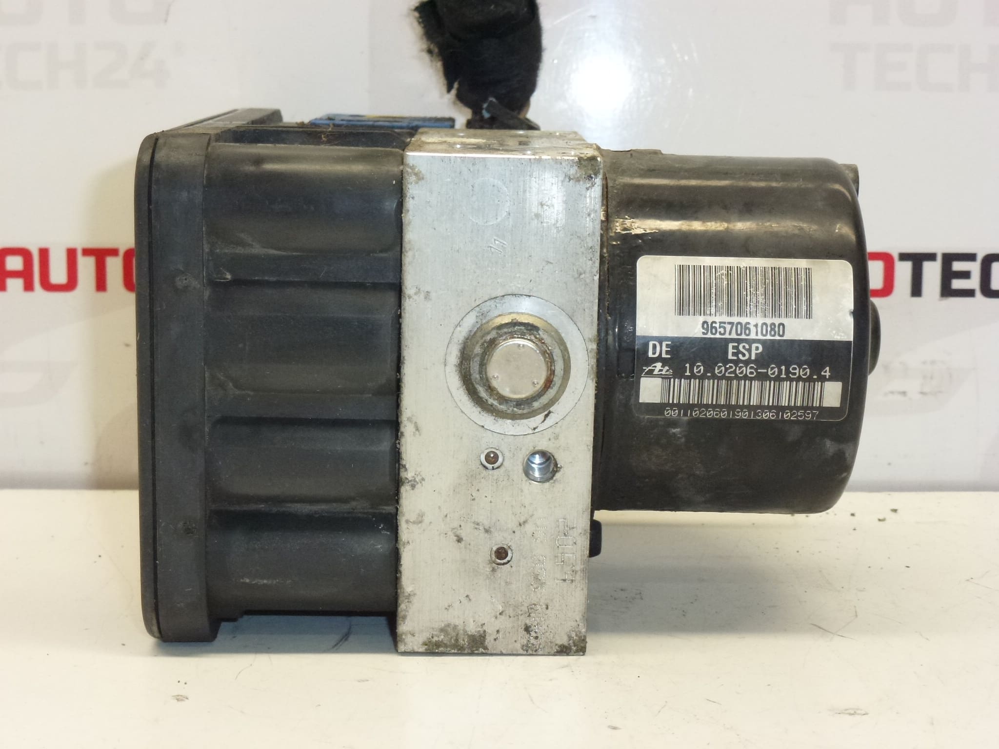 ABS ESP ATE bomba + cablagem Citroën C5 II 10.0960-1140.3 9657061080