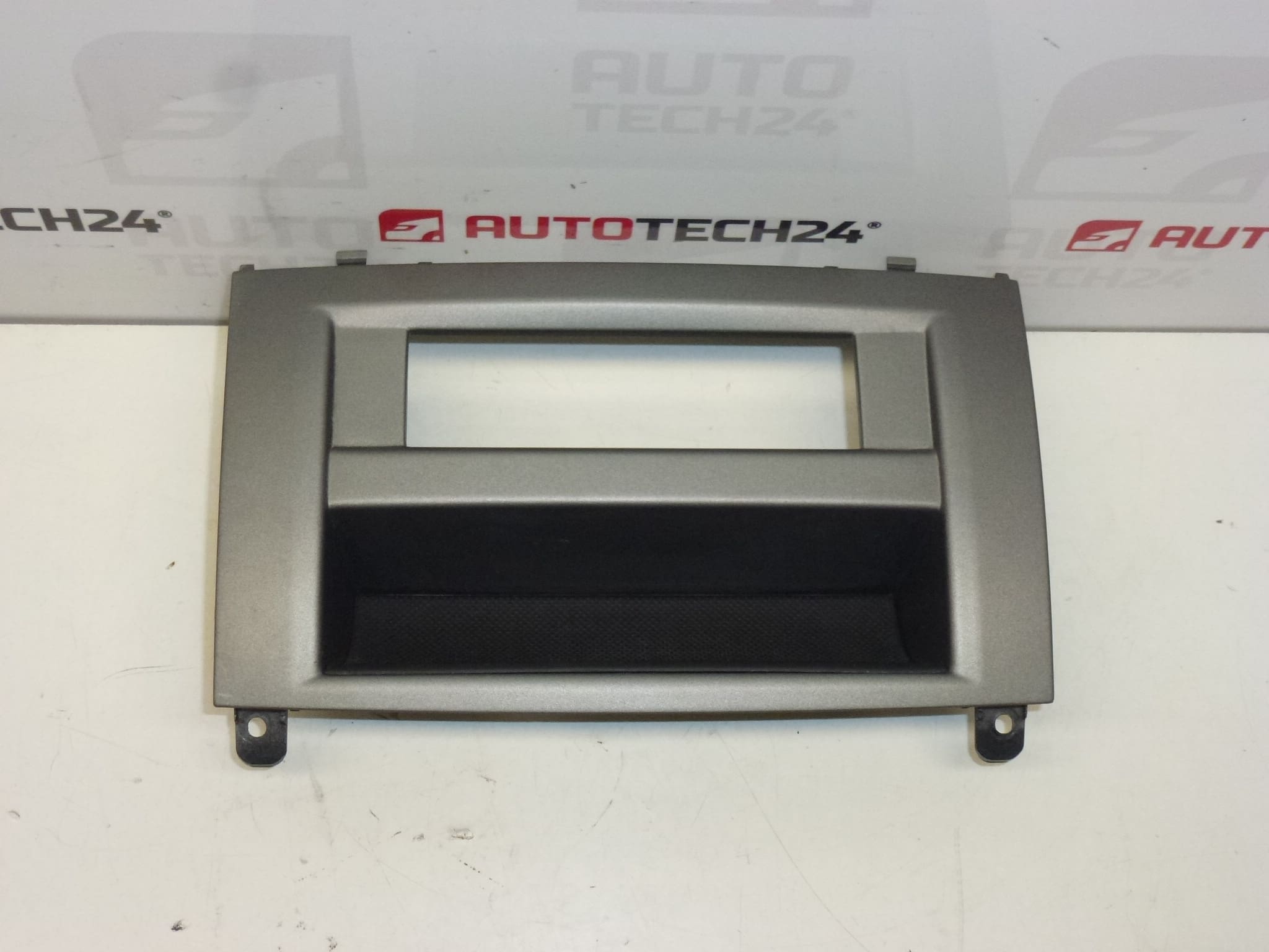 Quadro de exibição do rádio Peugeot 407 96577887 77 8265S9