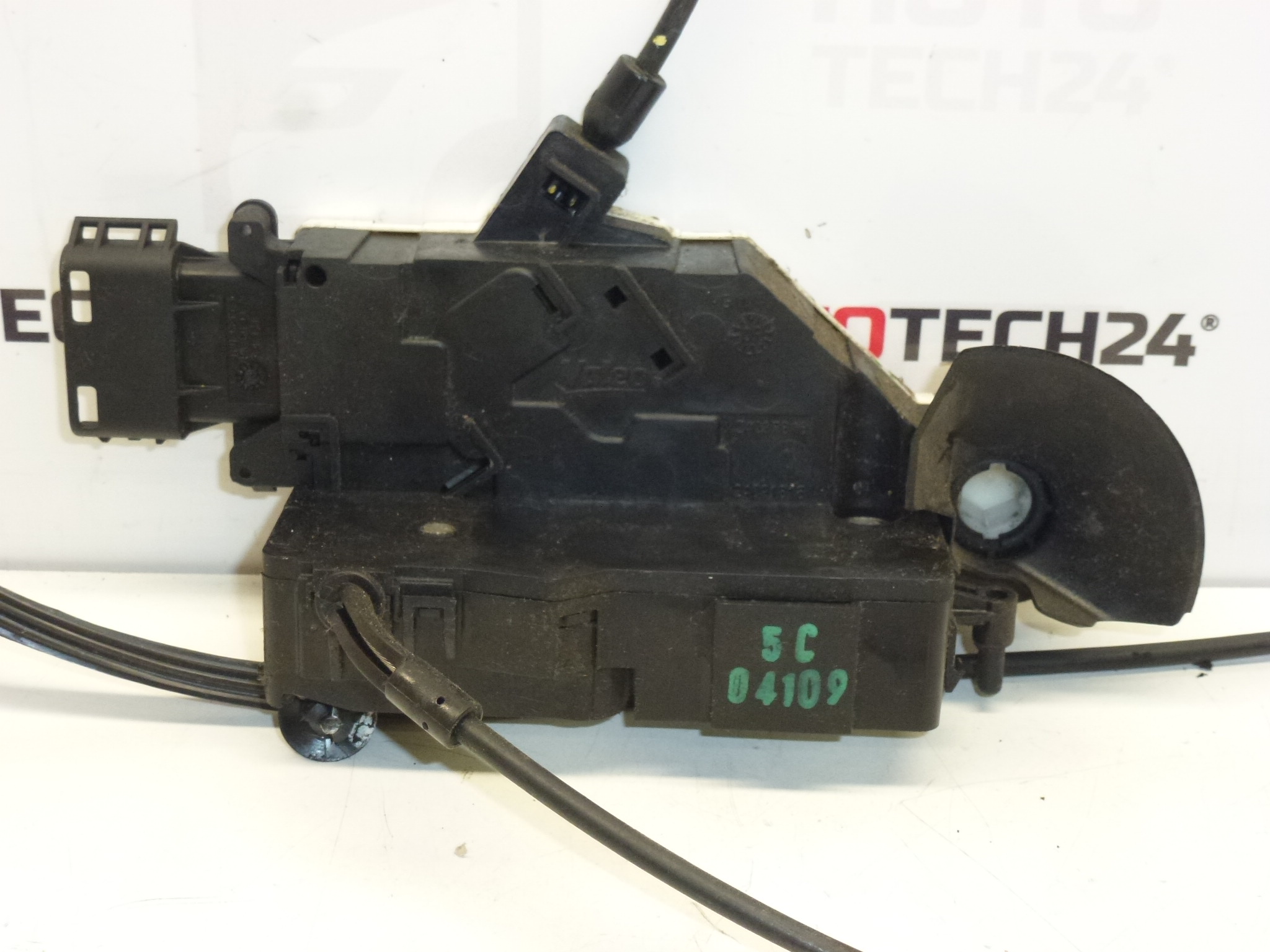 Fechadura da porta esquerda Peugeot 207 9135V6