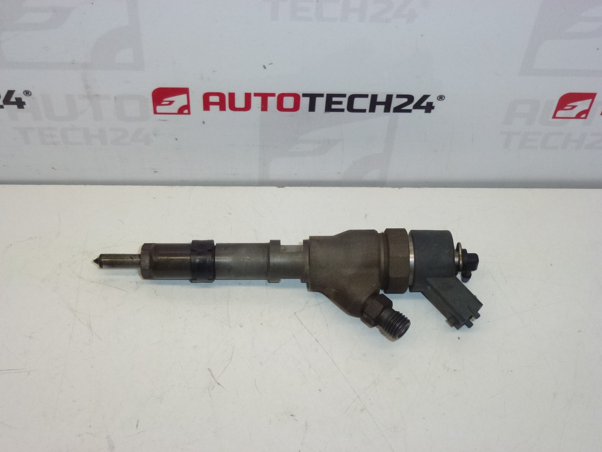 Bosch 2.0HDI 0445110008 9635196580 198093 injetor