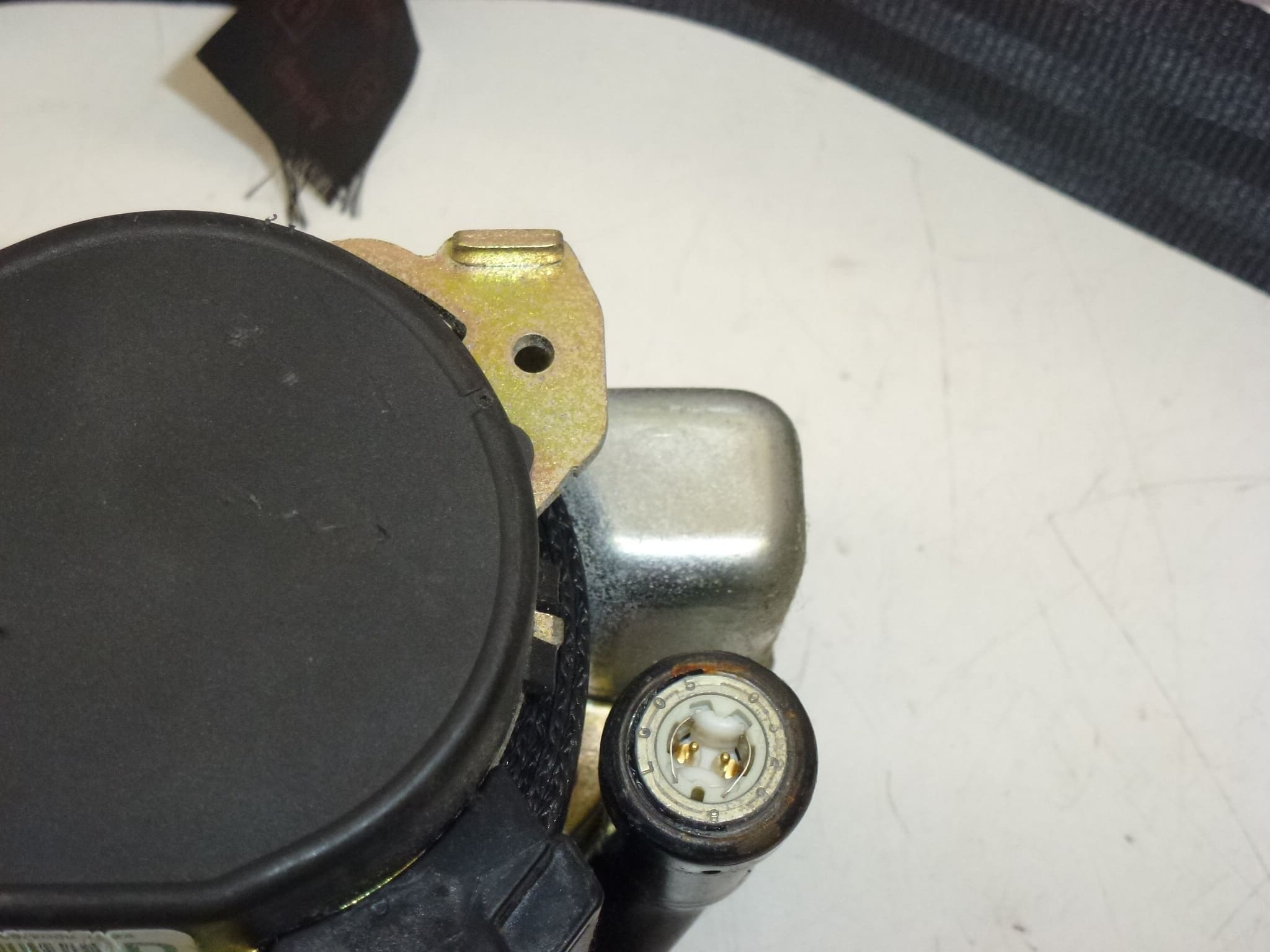 Pyro cinto de passageiros Peugeot 307 CC 96413040XX 8975J2