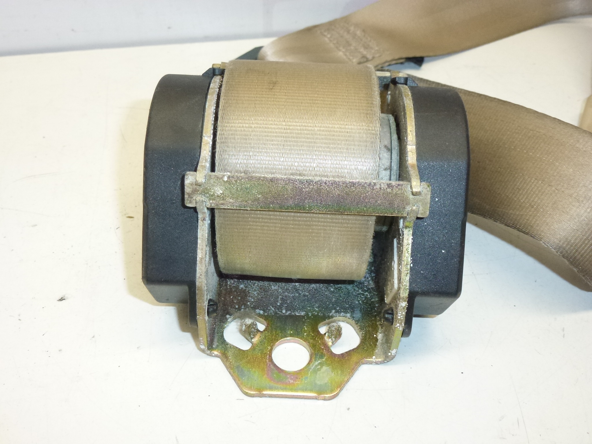 Peugeot 406 cinto dianteiro esquerdo 96384991EX 8974CV