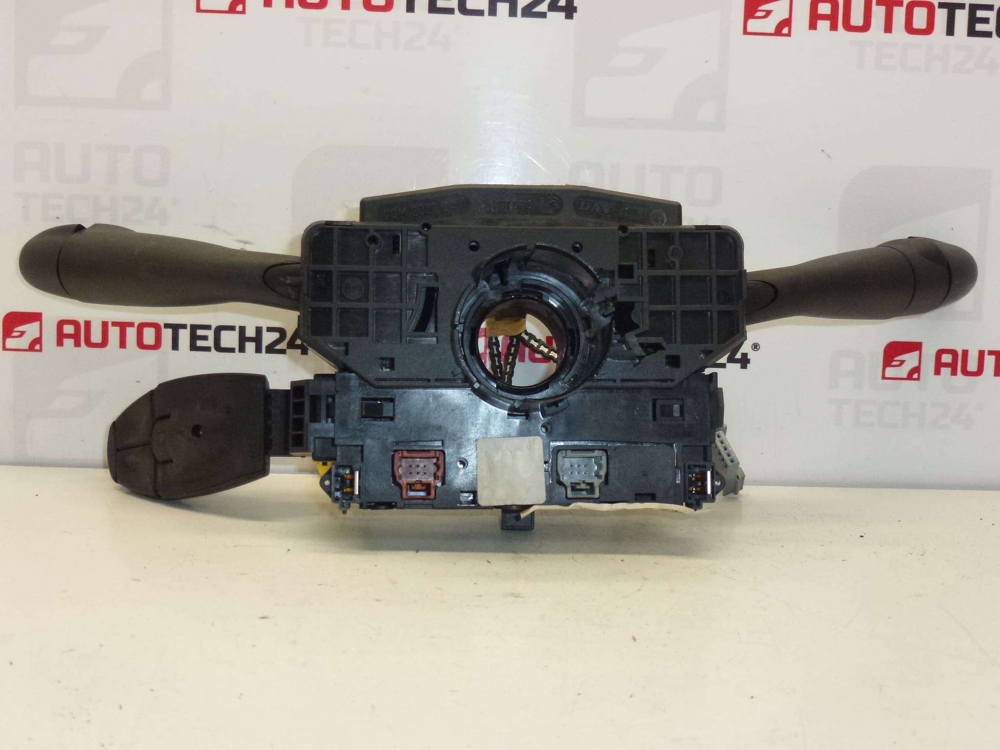 Citroën Peugeot 96605910XT 6239Q3 Alavancas