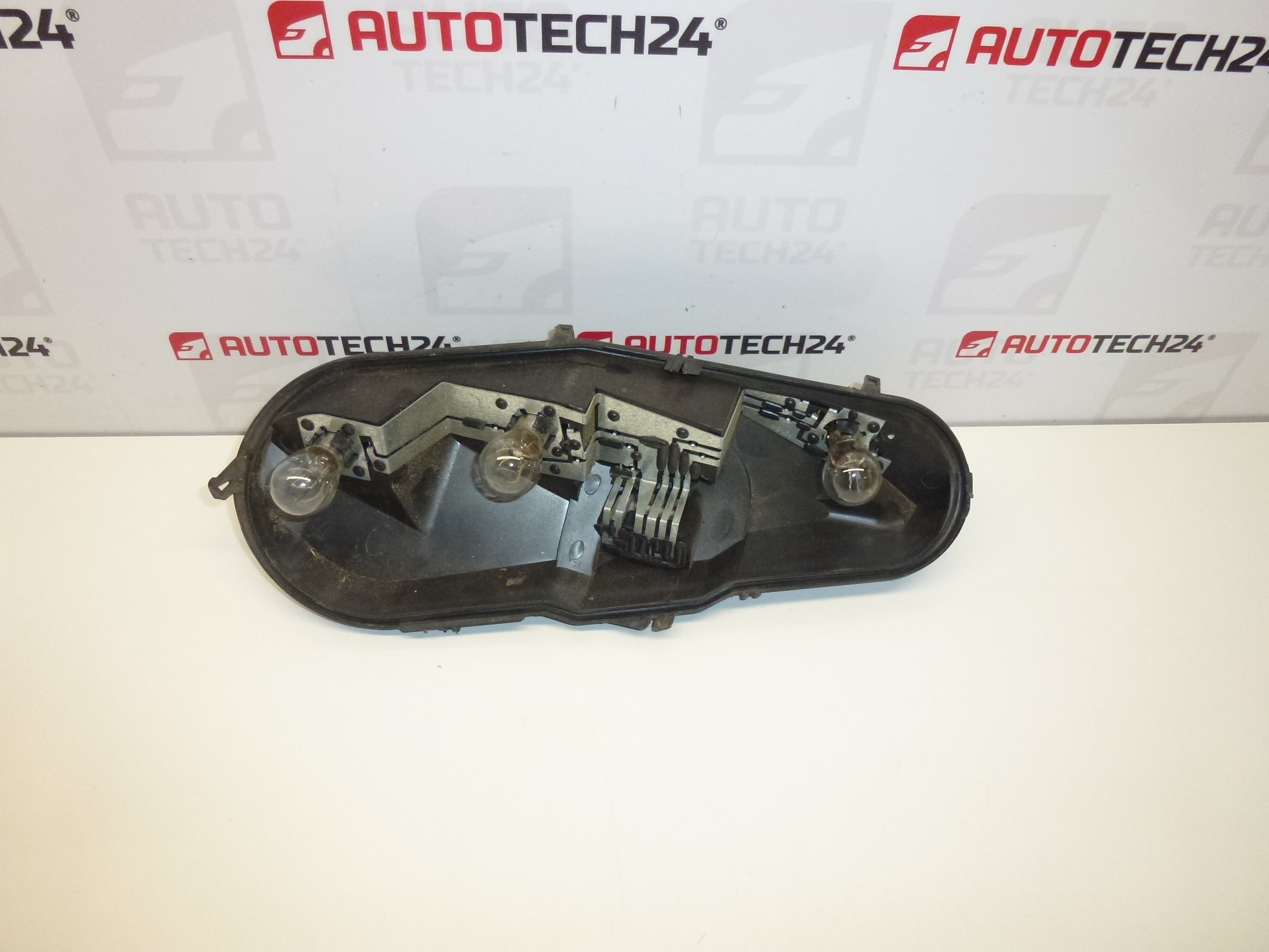 Base esquerda do parafuso da lâmpada traseira com Citroën C1 Peugeot 107 604686 Cabo