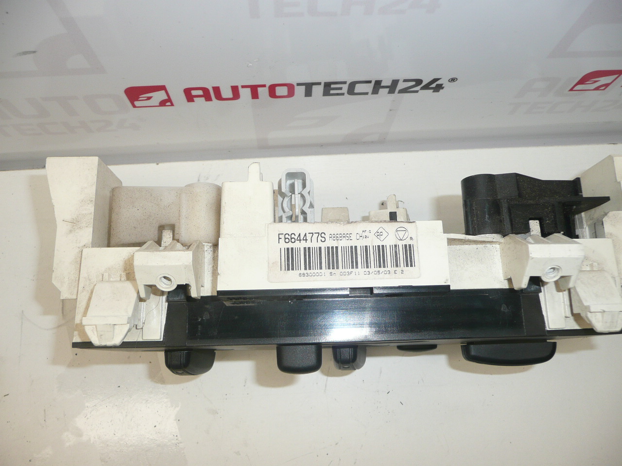 Controle do aquecedor Citroën C2 C3 F664477S 6451KP