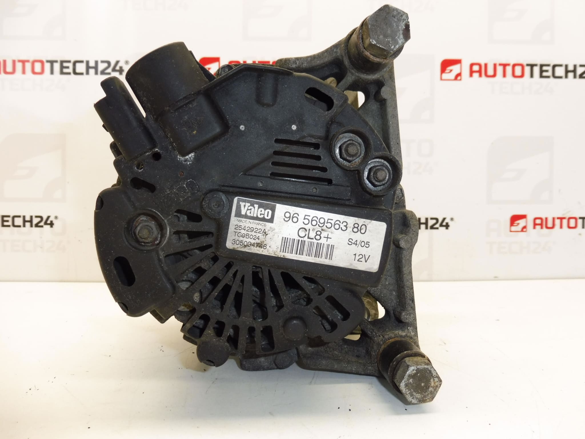 Alternador Valeo CL8+ Citroën Peugeot 9656956380 - Image 2