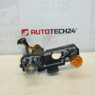 Base da lâmpada traseira esquerda