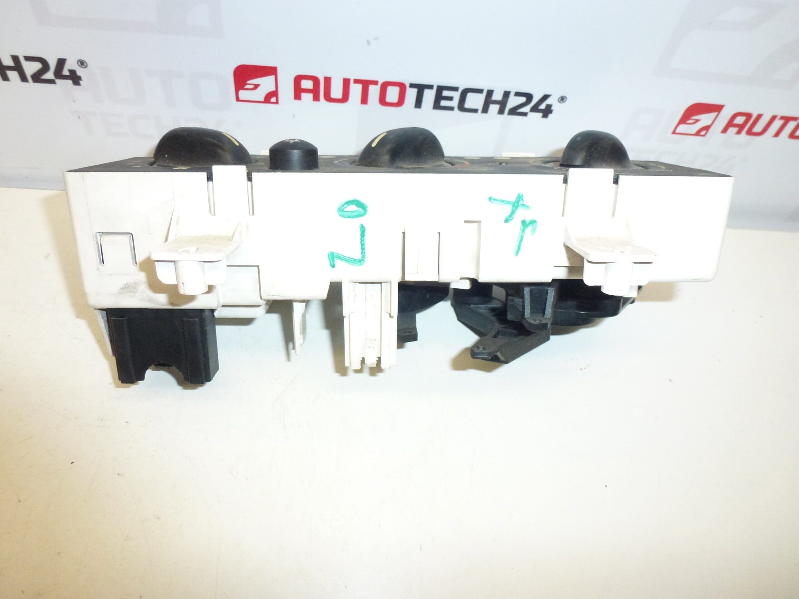 Controle de Aquecimento e Ar Condicionado Citroën Xsara 6451FR 6451NG - Image 2