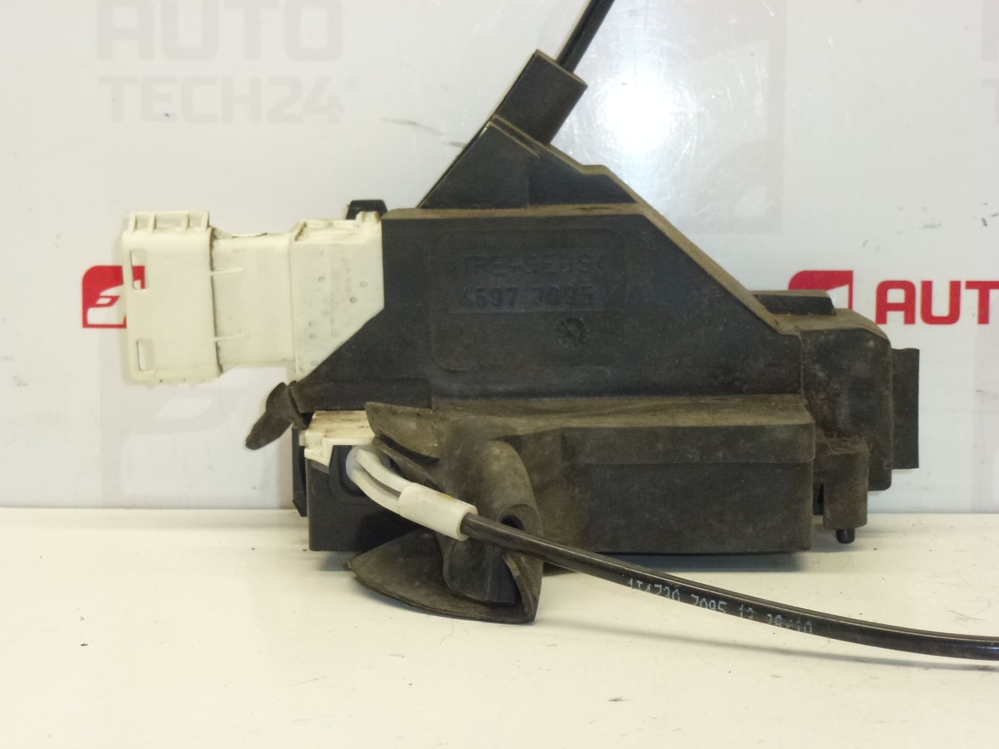 Fechadura Elétrica da Porta Esquerda Peugeot 407 9686691980 9137Q7 - Image 2