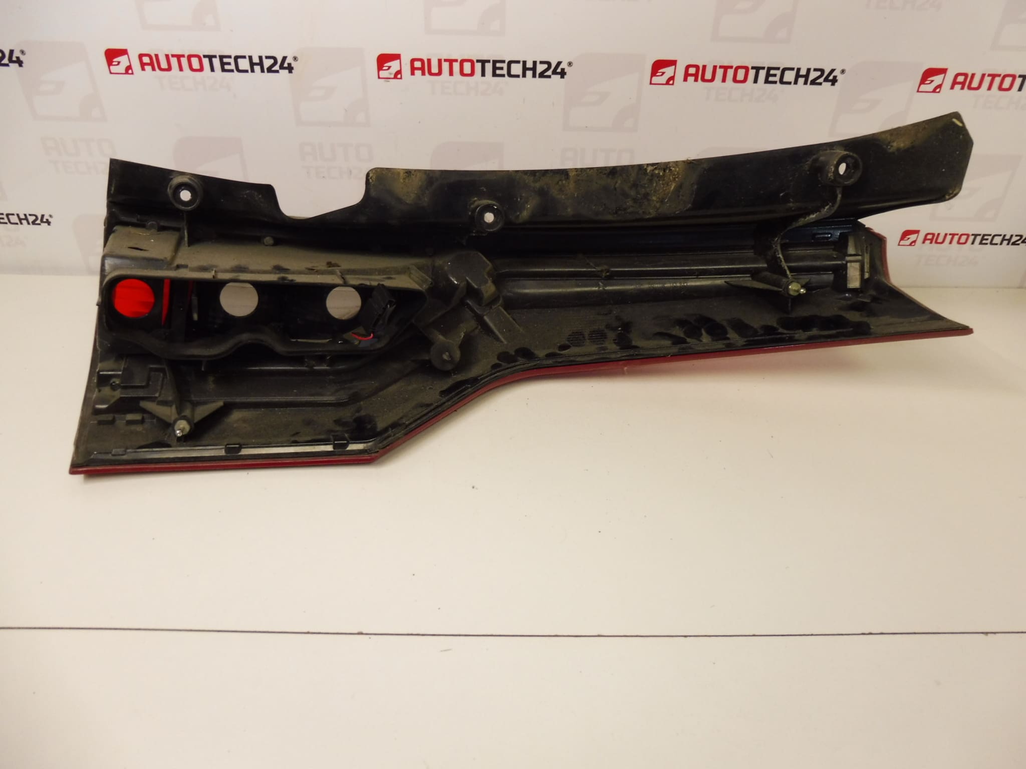 Luz Traseira Esquerda Citroën C4 GRAND Picasso 6350AC - Image 2