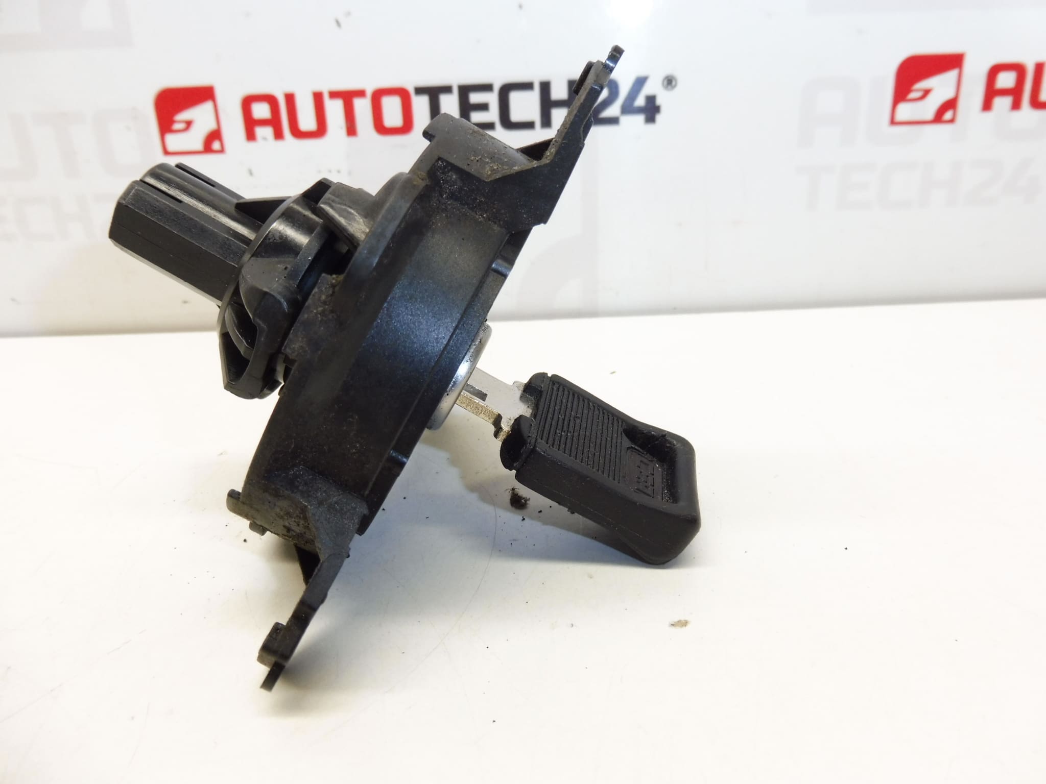 Tampa Do Tanque De Combustível + 1 Chave Peugeot 206 - Image 2