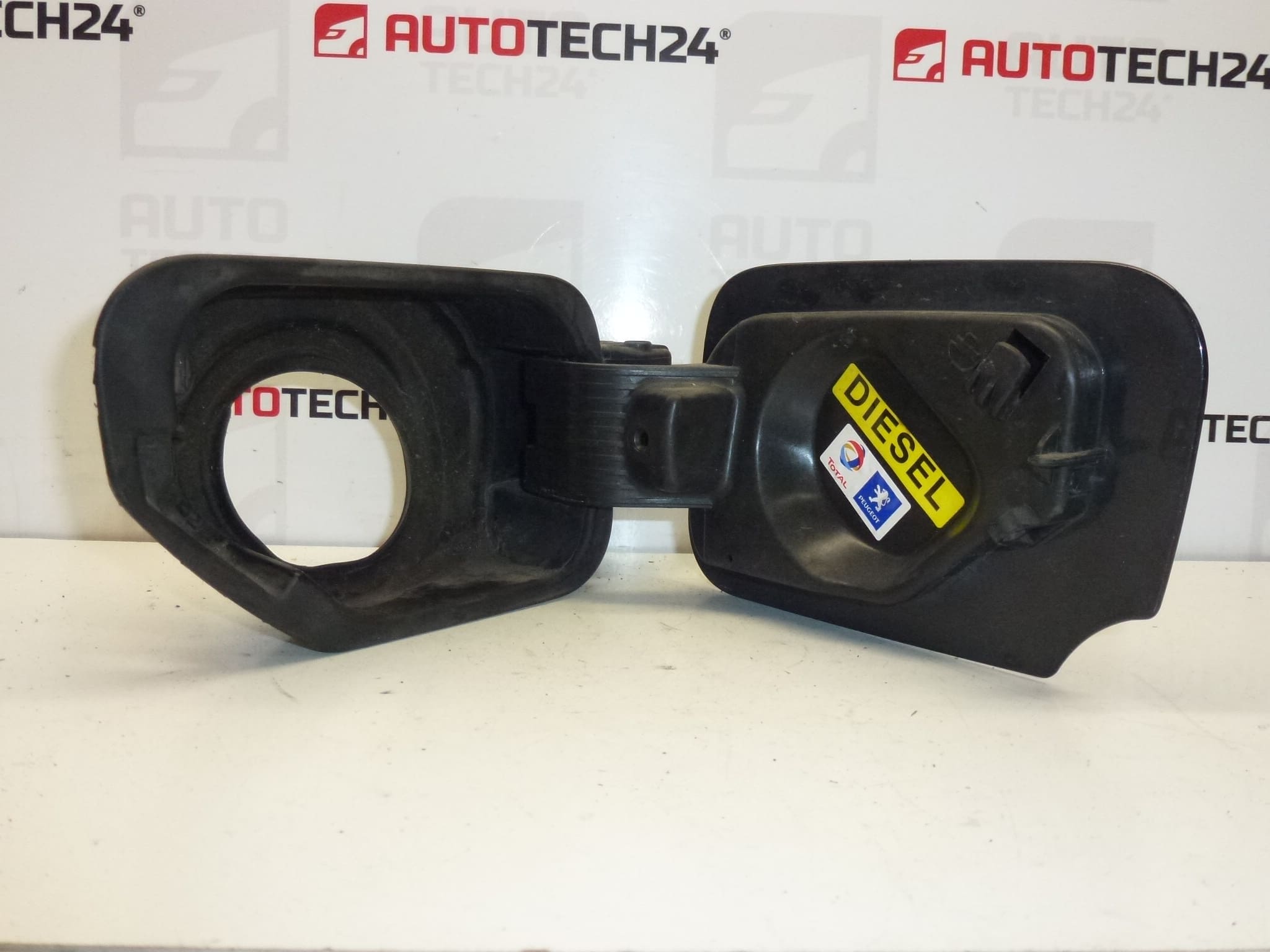 Tampa da Tampa do Reservatório Peugeot 407 1517A7 151877 EYPC - Image 2