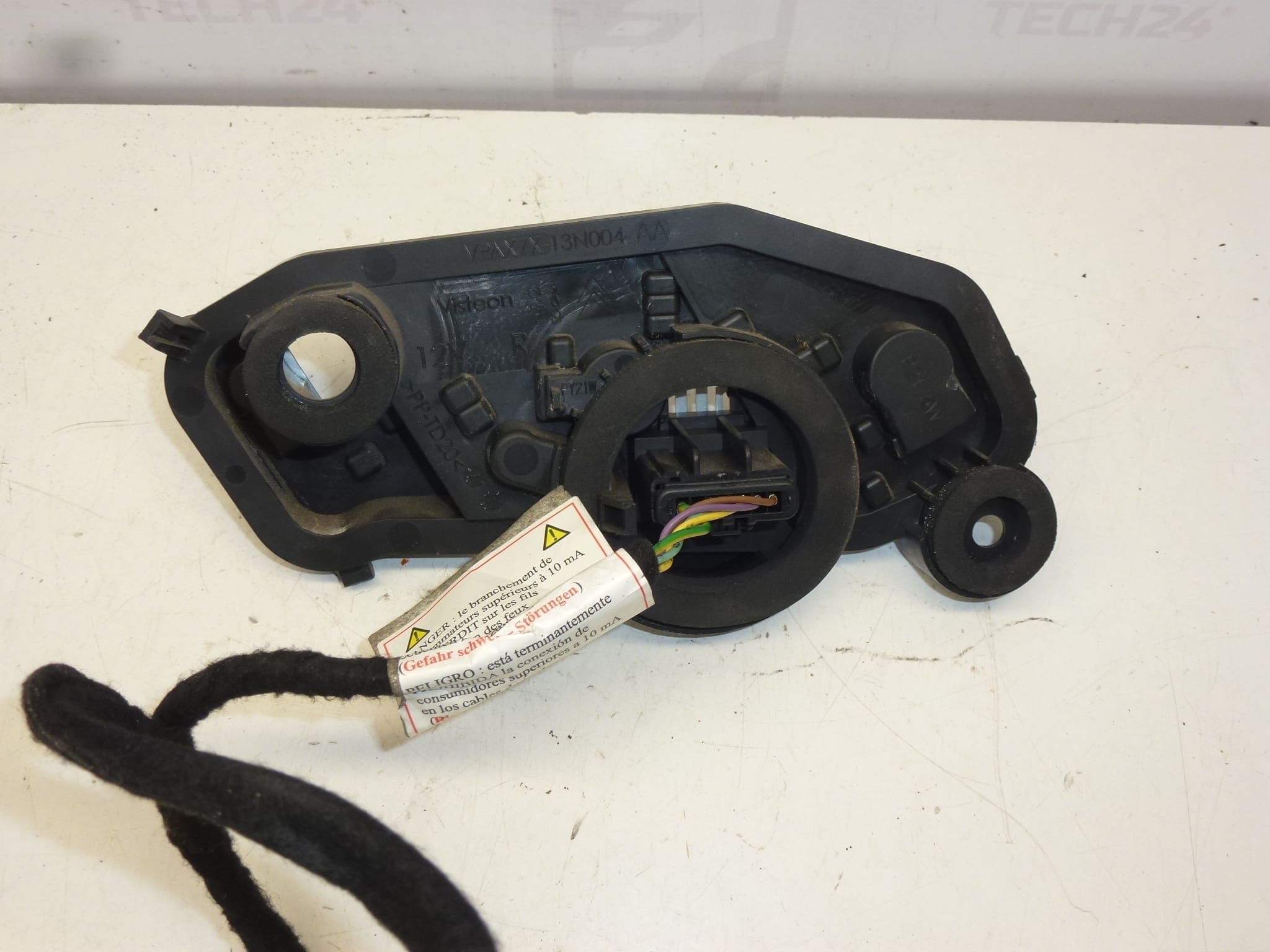 Base para Luz Traseira Direita Externa Citroën C5 X7 Sedan 6350EW - Image 2